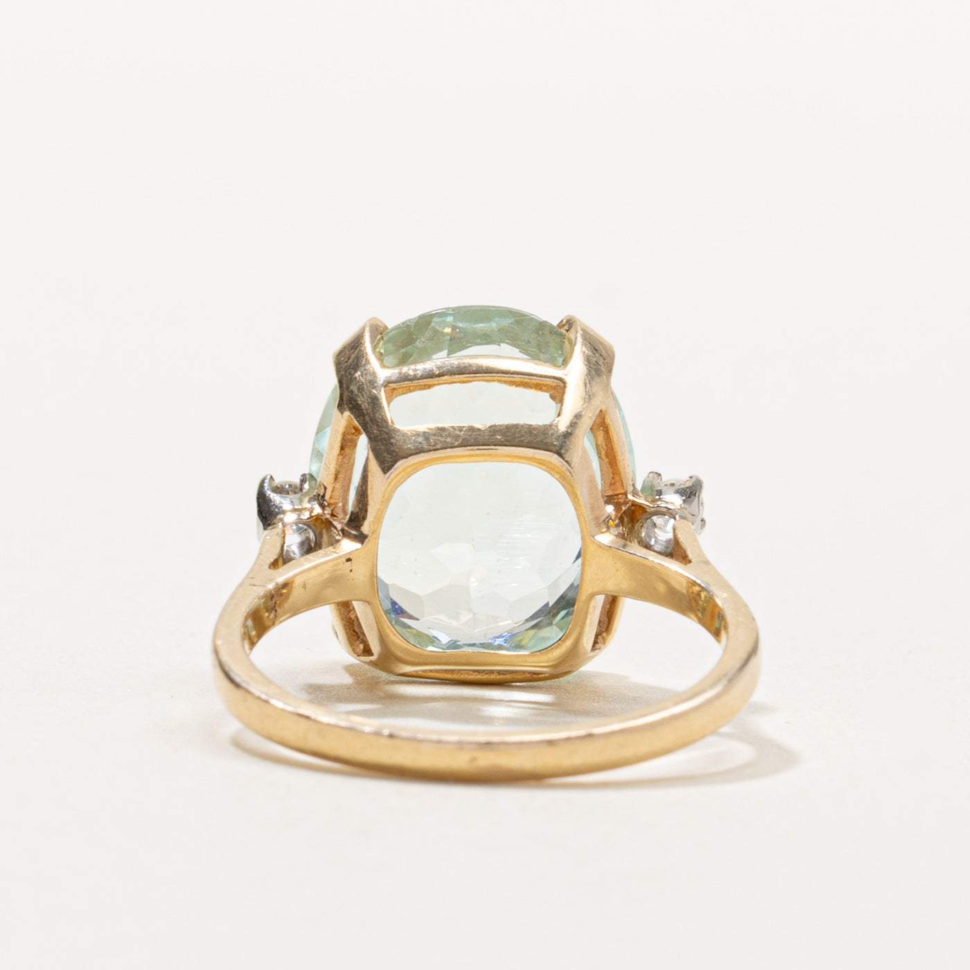 14k Oval Cut Aquamarine & Diamond Accented Ring | 11.00ct, 0.06ctw | SZ 7.25