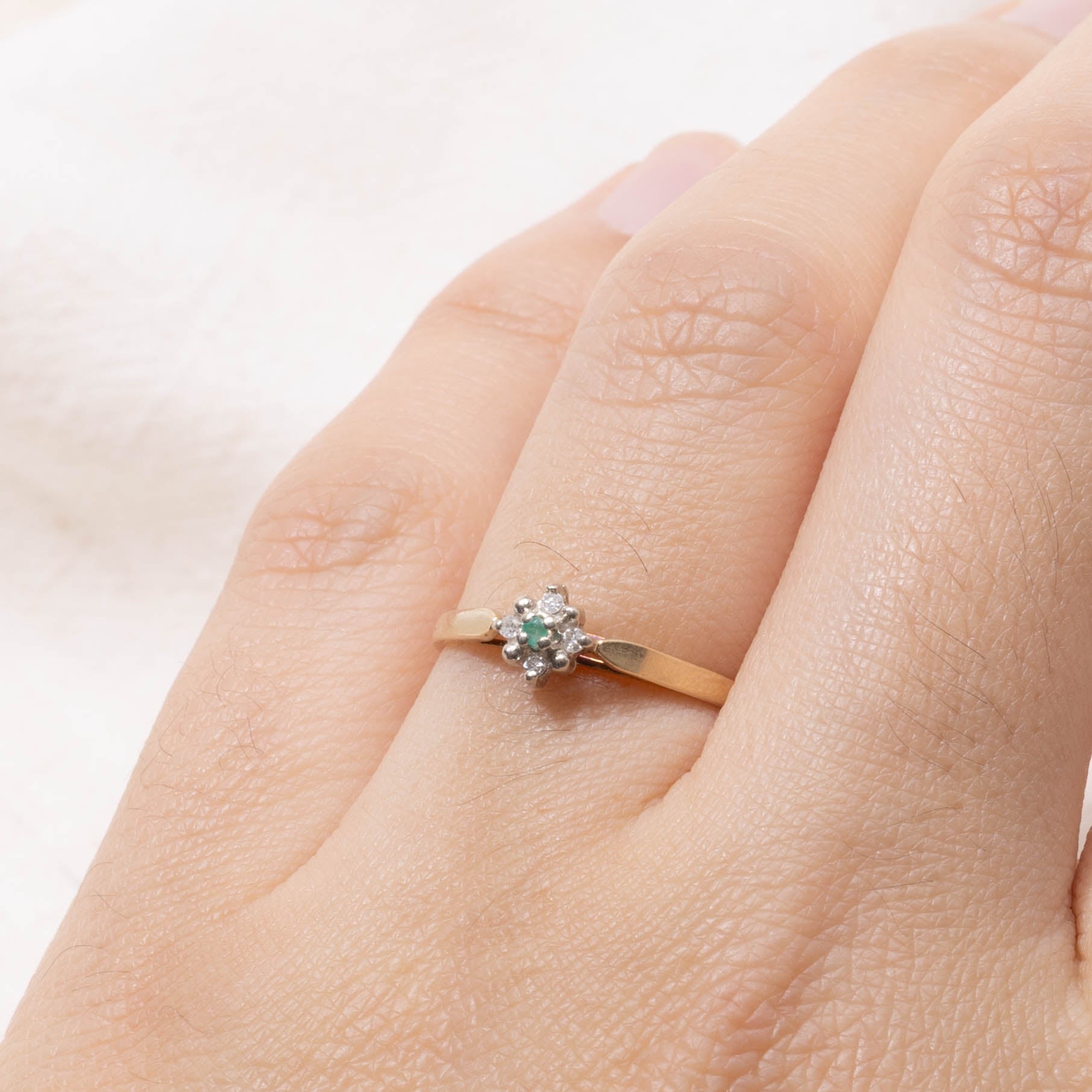 10k Emerald & Diamond Cluster Petite Ring | 0.01ct, 0.02ctw | SZ 6