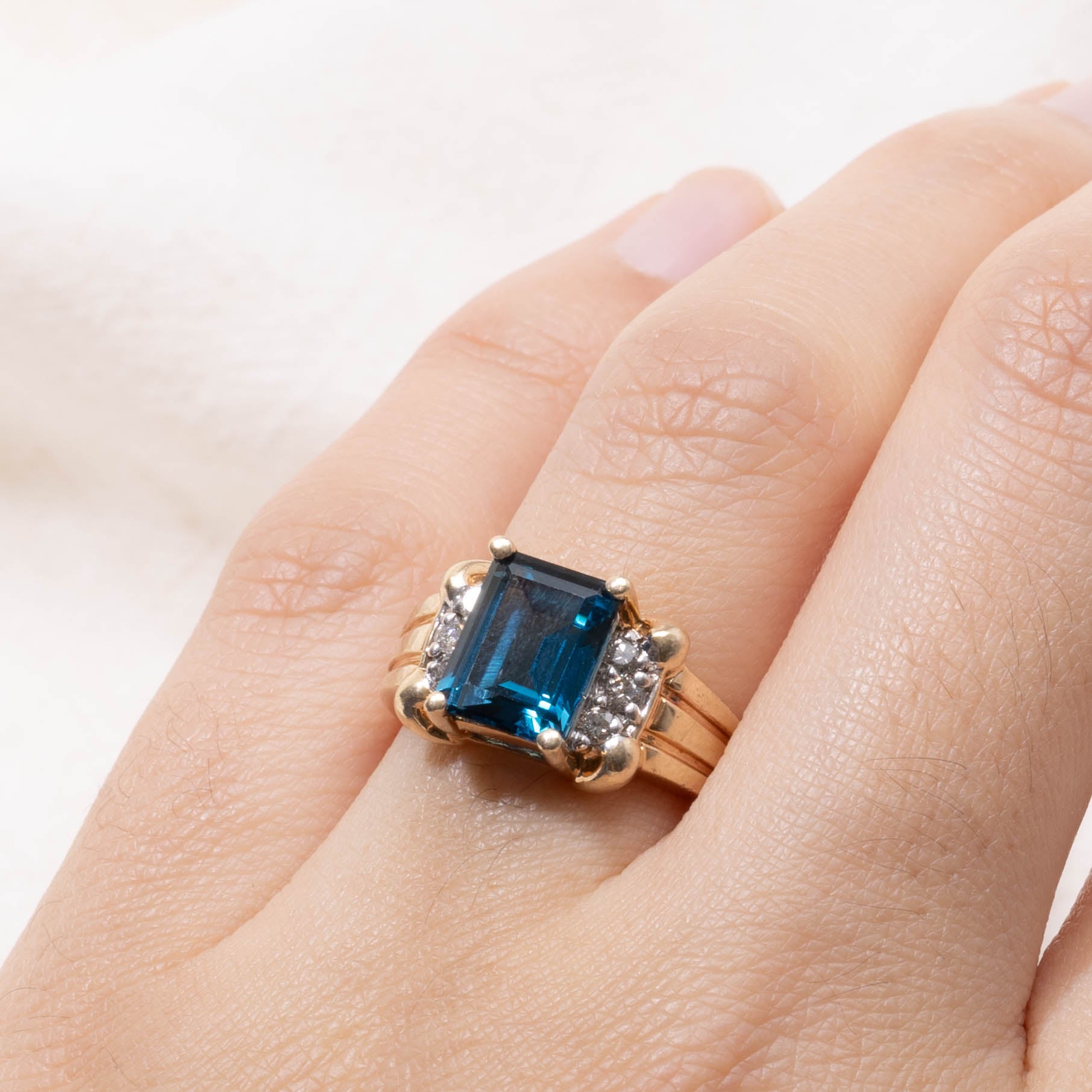 10k London Blue Topaz & Diamond Grooved Ring | 2.60ct, 0.15ctw | SZ 6.75
