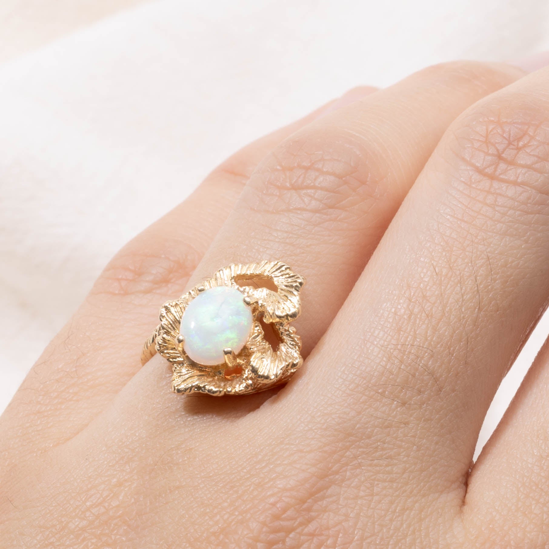 14k Opal Floral Textured Ring | 0.85ct | SZ 6.5