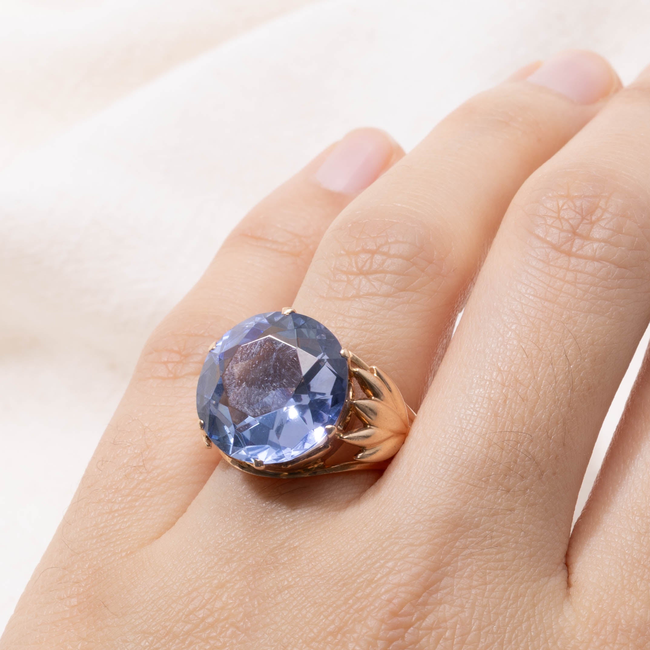 14k Synthetic Sapphire Floral Cocktail Ring | 11.00ct | SZ 8.5