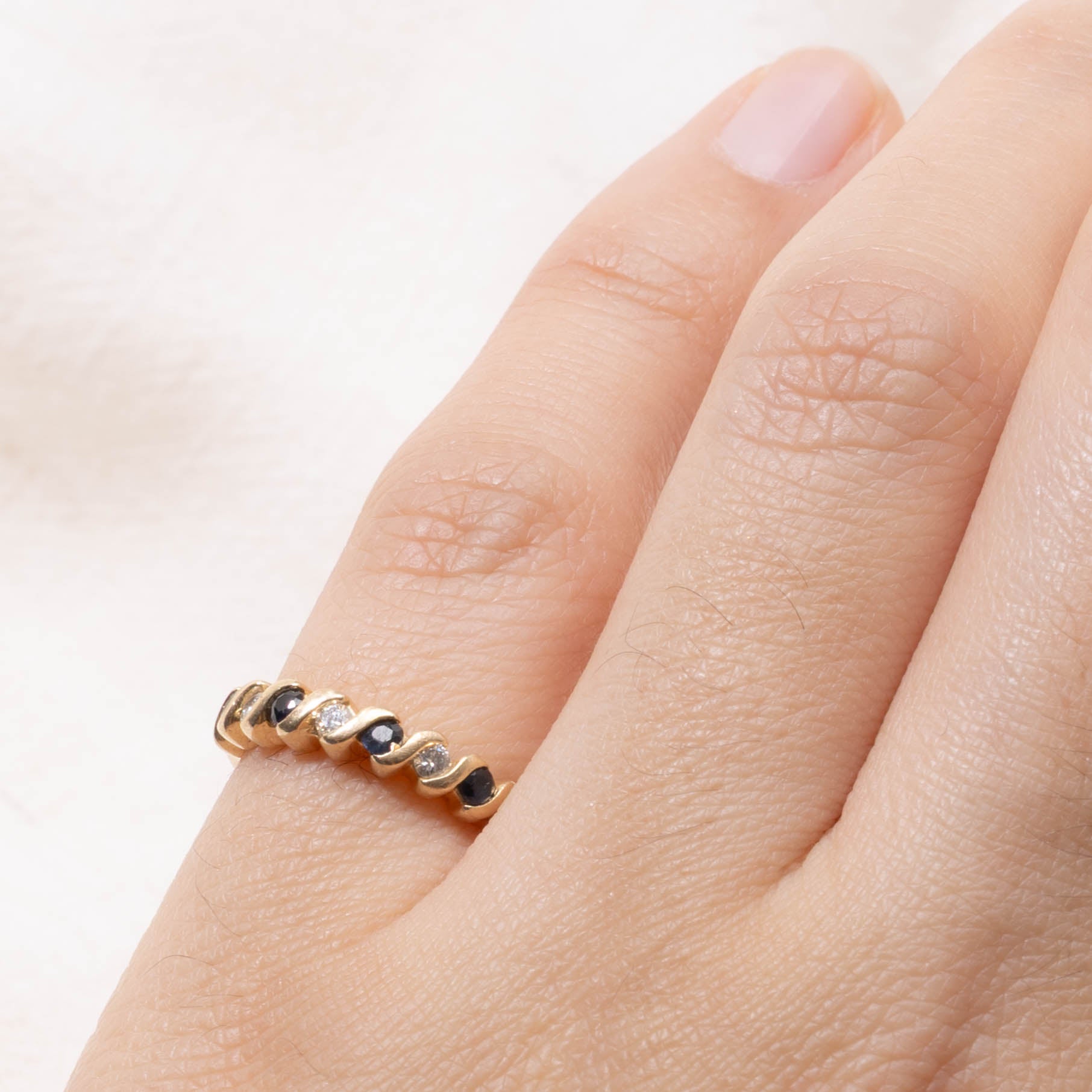 14k Semi Eternity Sapphire & Diamond Twisted Band | 0.10ctw, 0.07ctw | SZ 3.75
