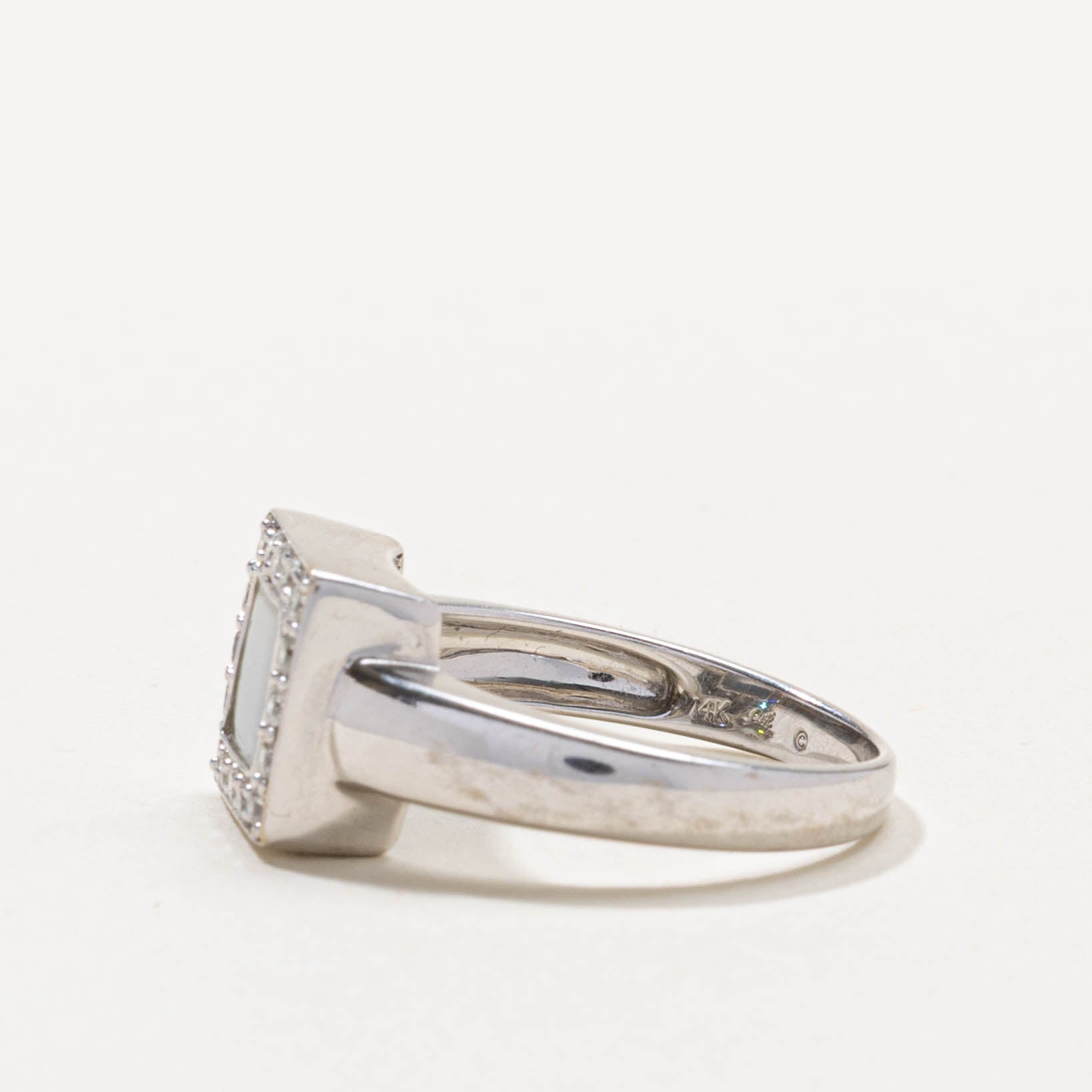 14k Floating Sapphire & Diamond Halo Ring | 0.15ctw, 0.15ctw | SZ 7