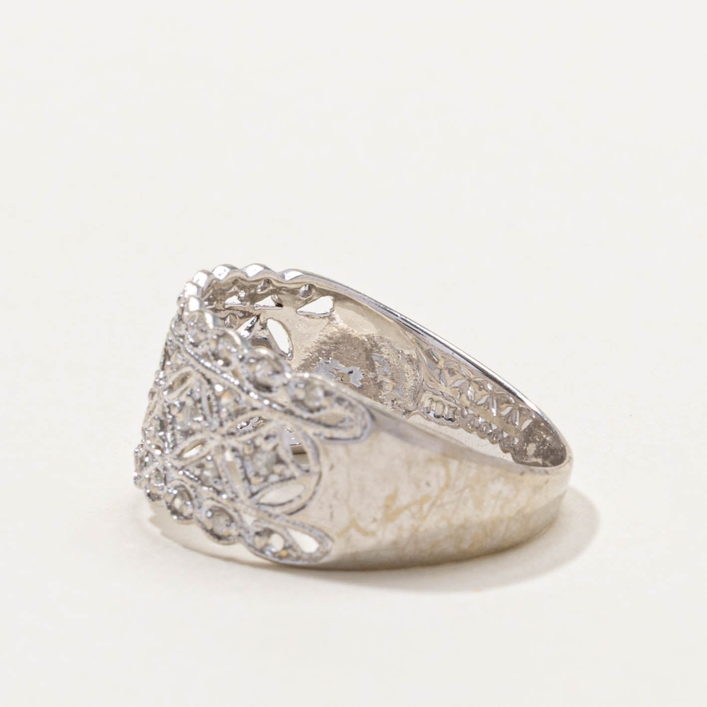 10k Diamond Openwork Milgrained Ring | SZ 7