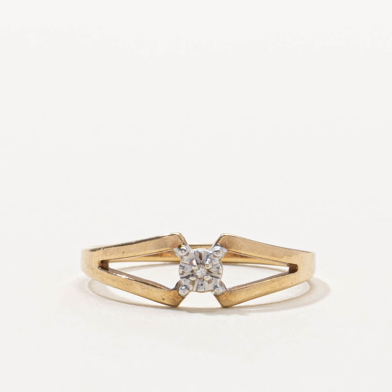 10k Illusion Set Diamond Split Shank Ring | SZ 6.75