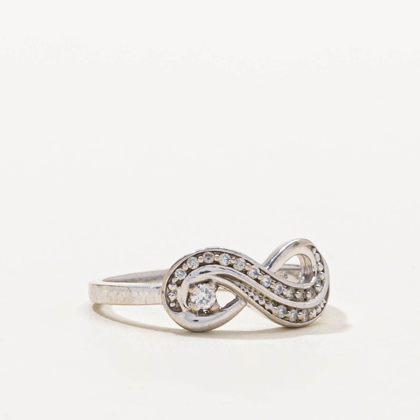 10k Channel Set Diamond Infinity Ring | SZ 6.75