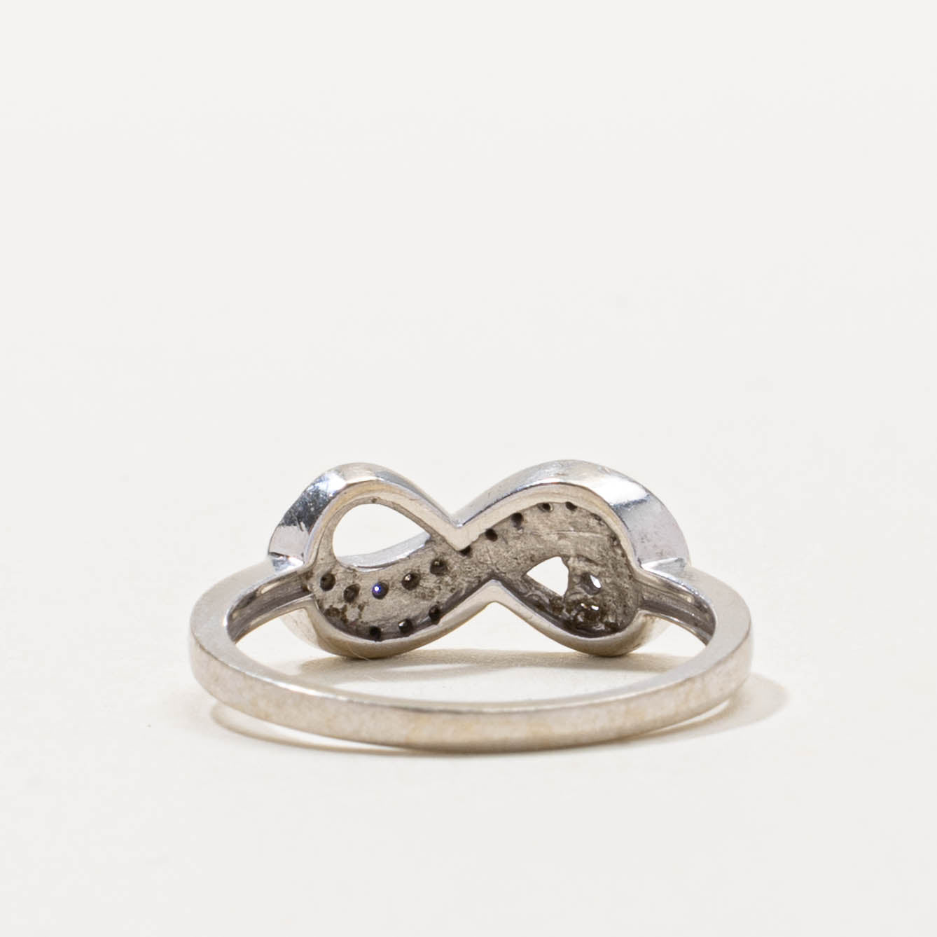 10k Channel Set Diamond Infinity Ring | SZ 6.75