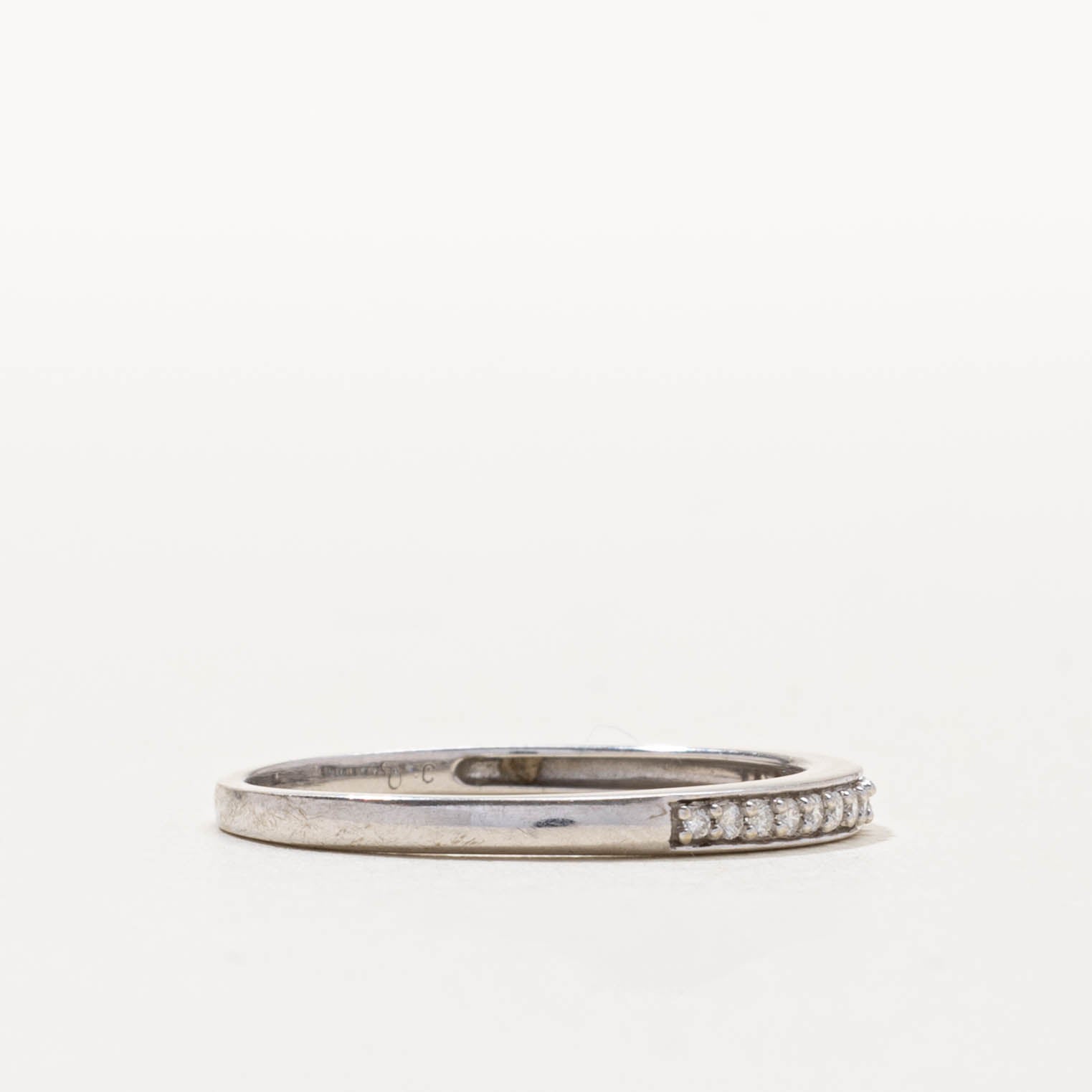 10k Semi Eternity Diamond Band | SZ 8