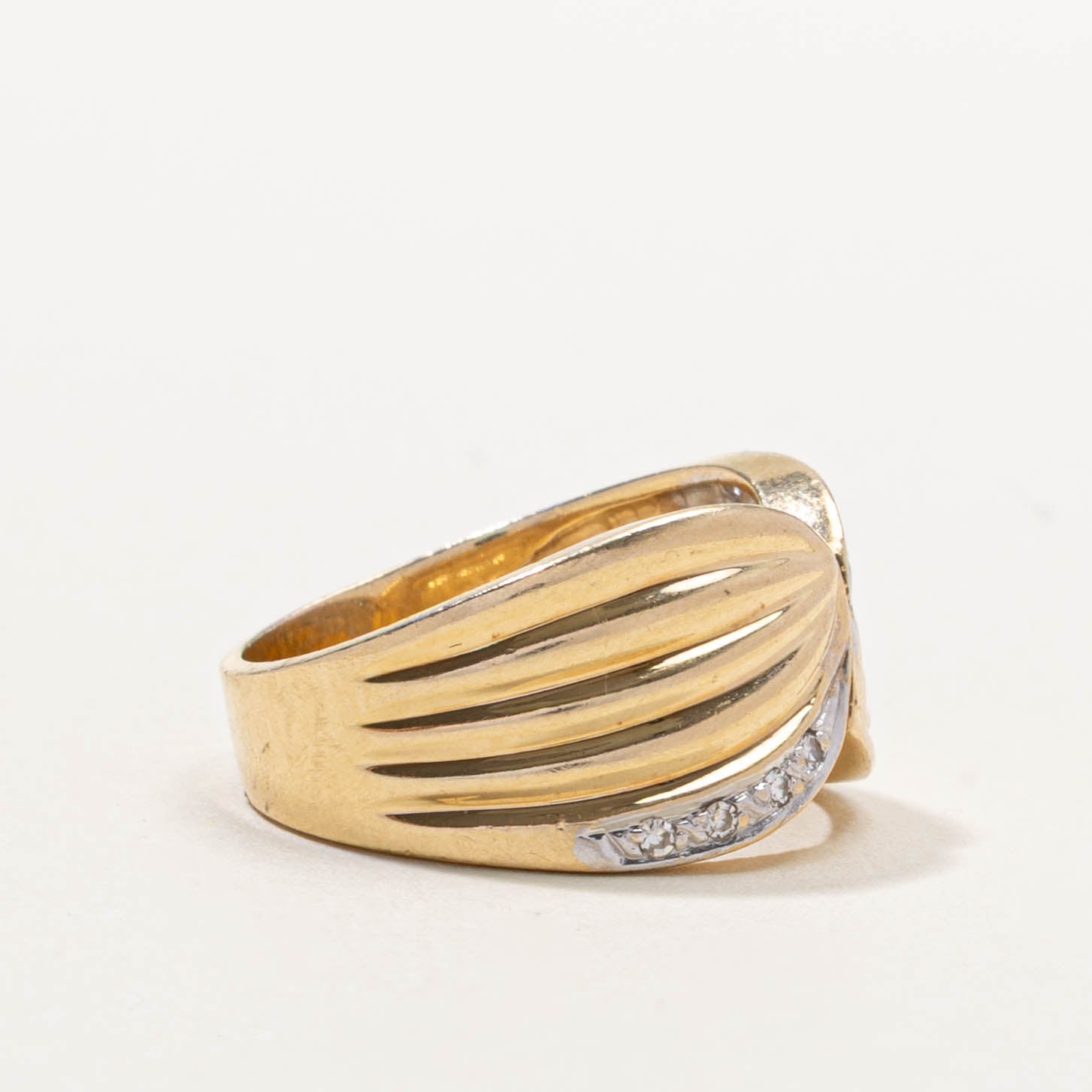 14k Diamond Waterfall Grooved Ring | SZ 7