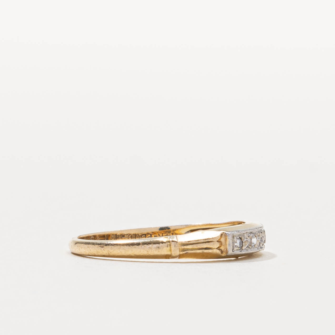14k Two Tone Diamond Grooved Ring | SZ 5