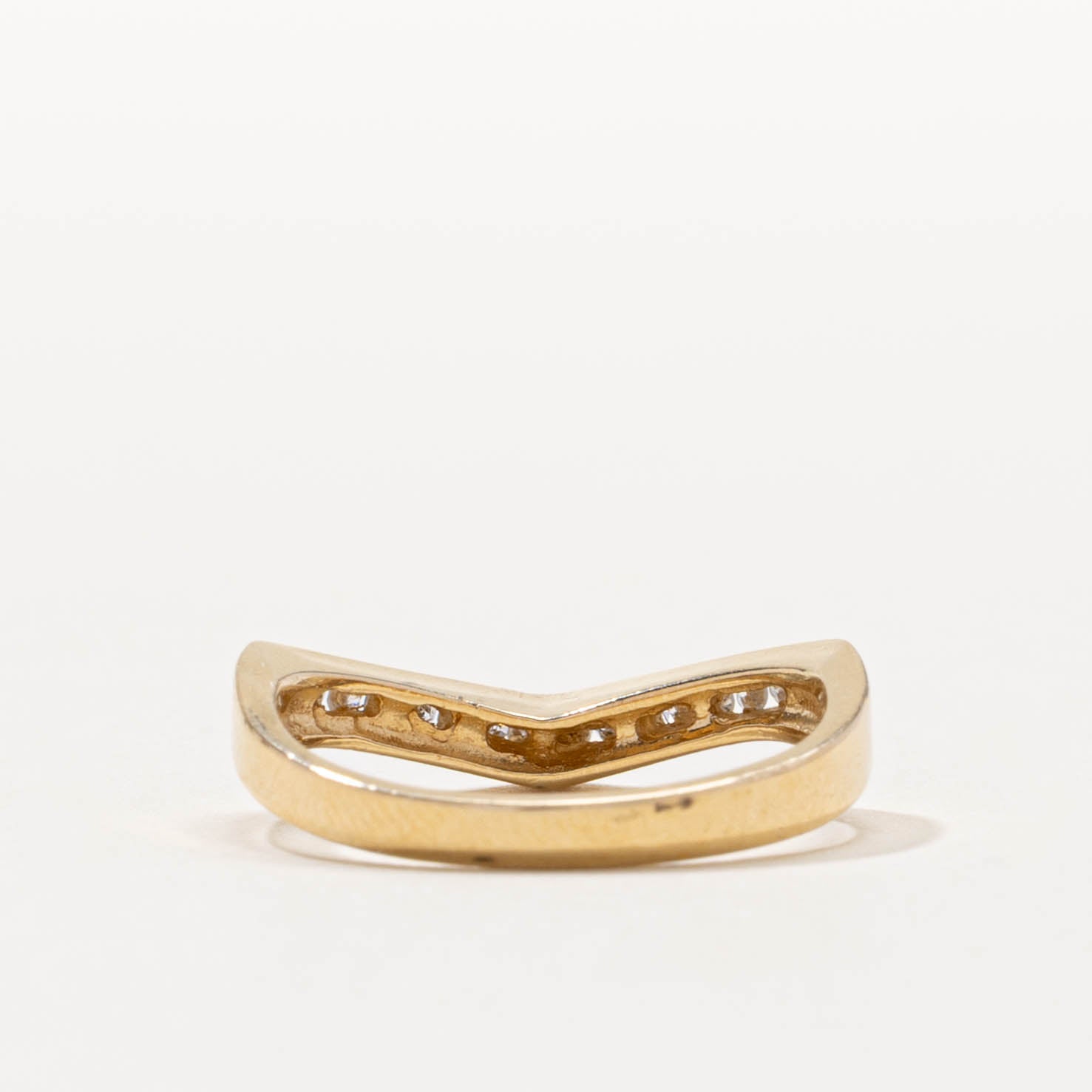 14k Channel Set Diamond Chevron Ring | SZ 5.5