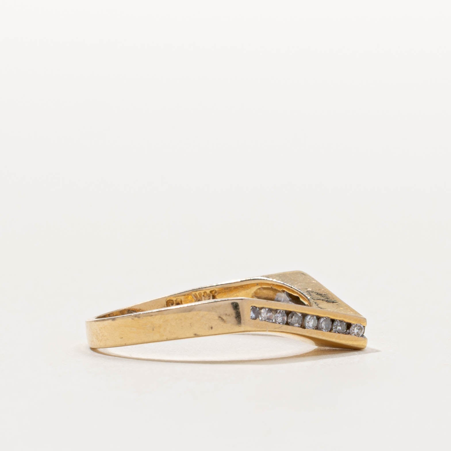 14k Channel Set Diamond Chevron Ring | SZ 6