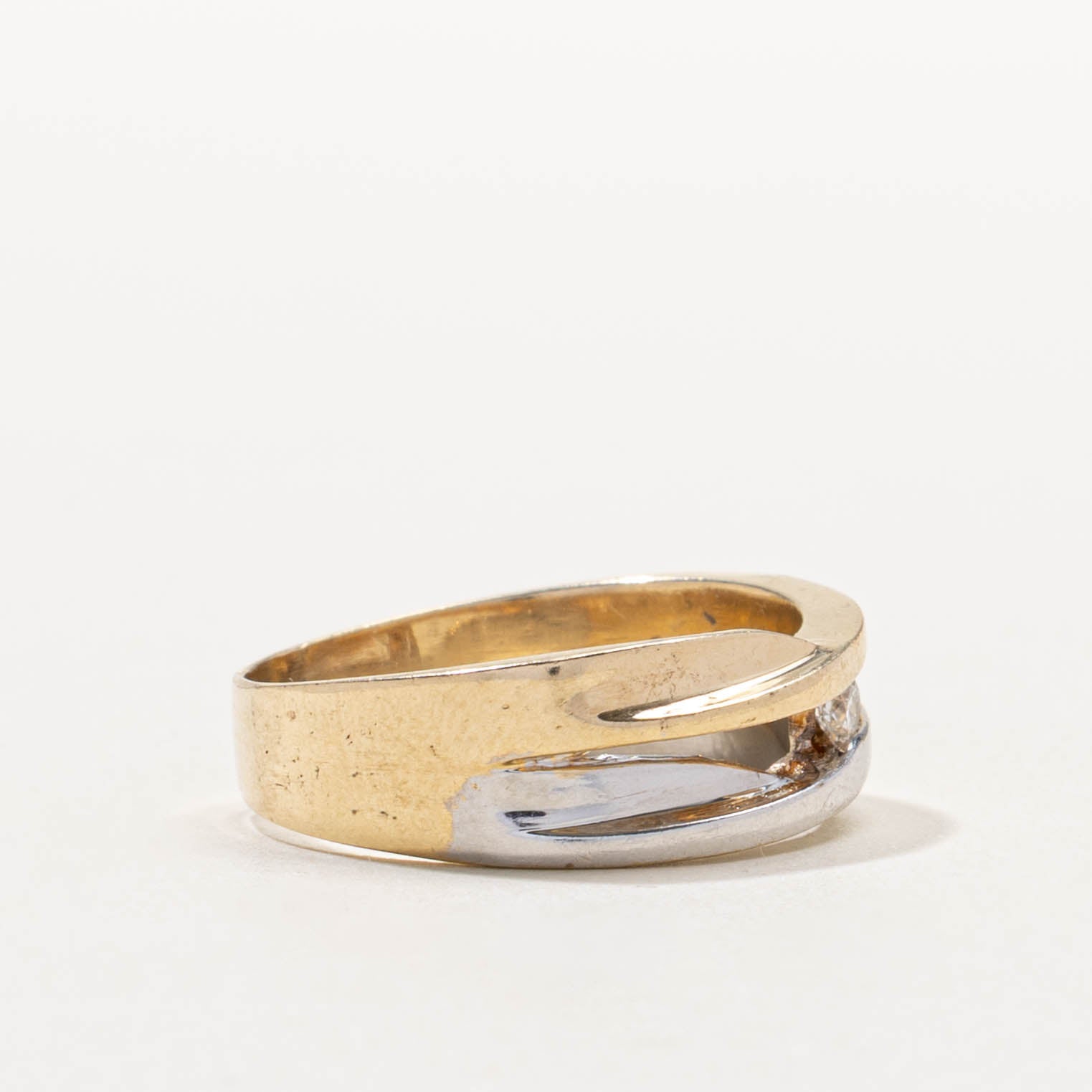 14k Two-Tone Diamond Crossover Ring | SZ 8.75