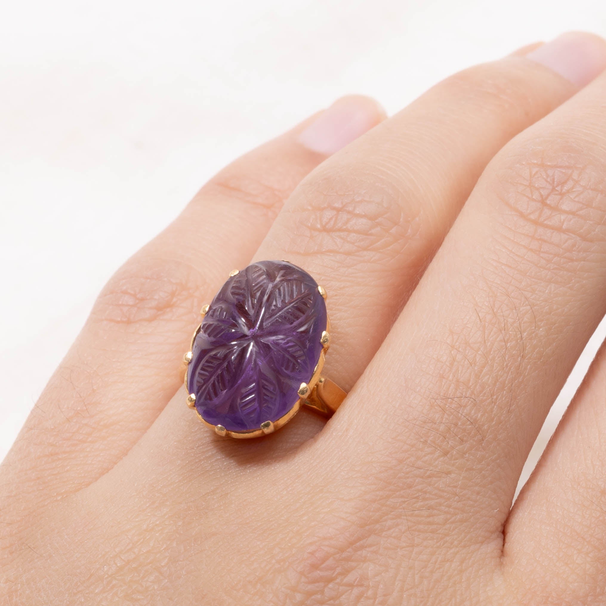 Carved Amethyst Floral Cocktail Ring | 8.00ct | SZ 5.75