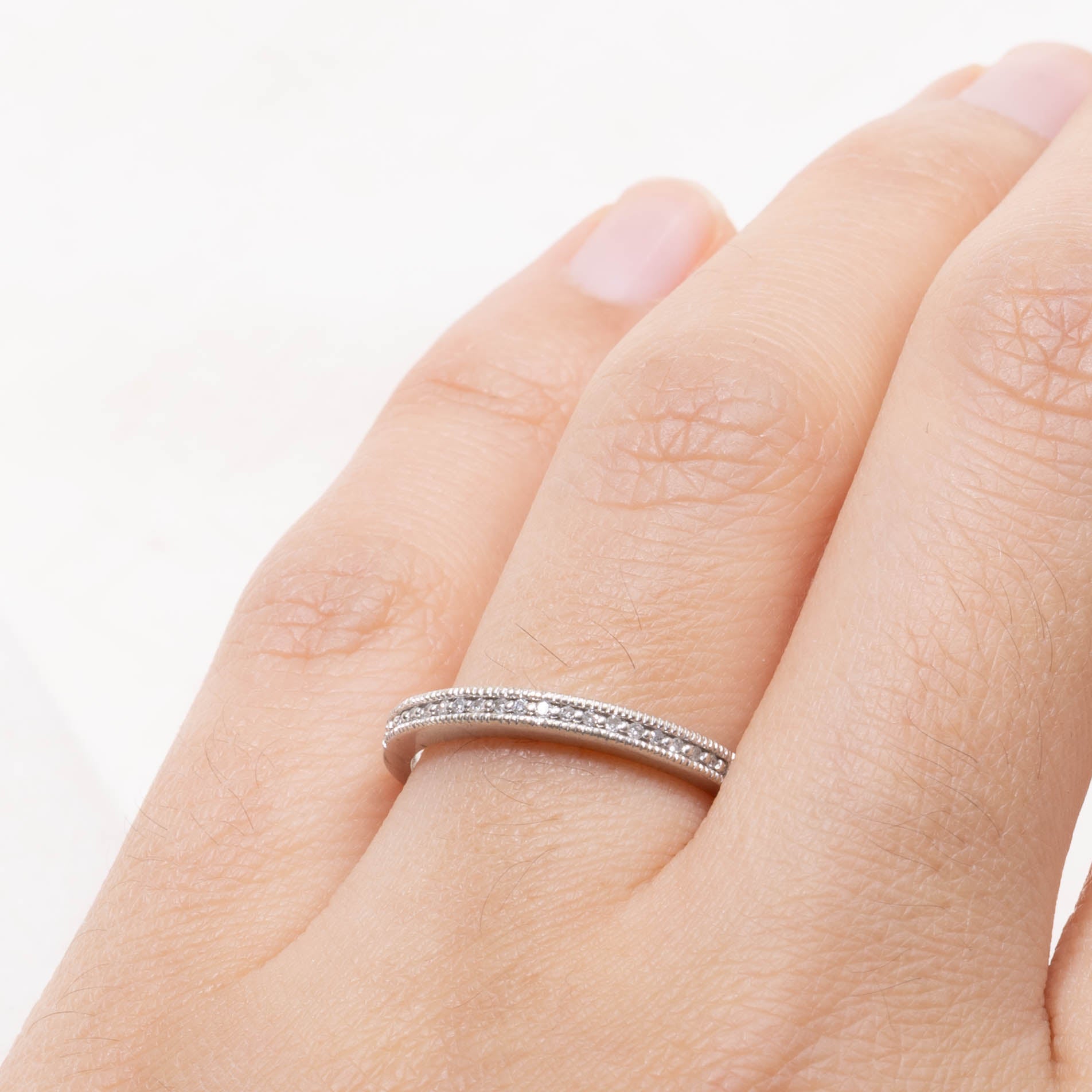 10k Semi-Eternity Diamond Milgrained Band | SZ 7