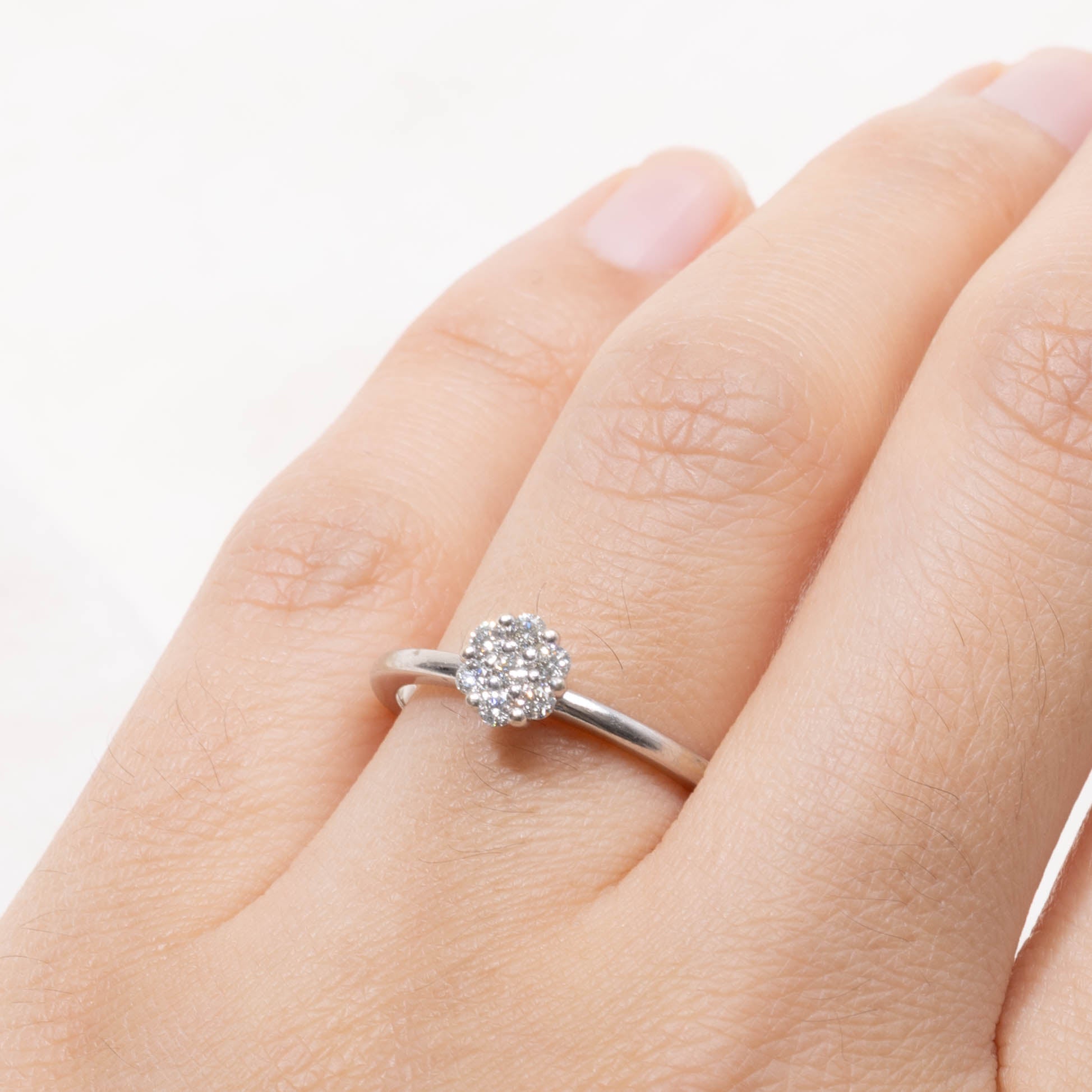 10k Diamond Daisy Cluster Ring | SZ 7