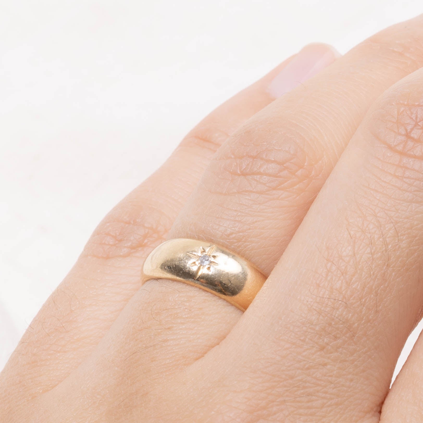 10k Star Set Diamond Dome Ring | SZ 5.75