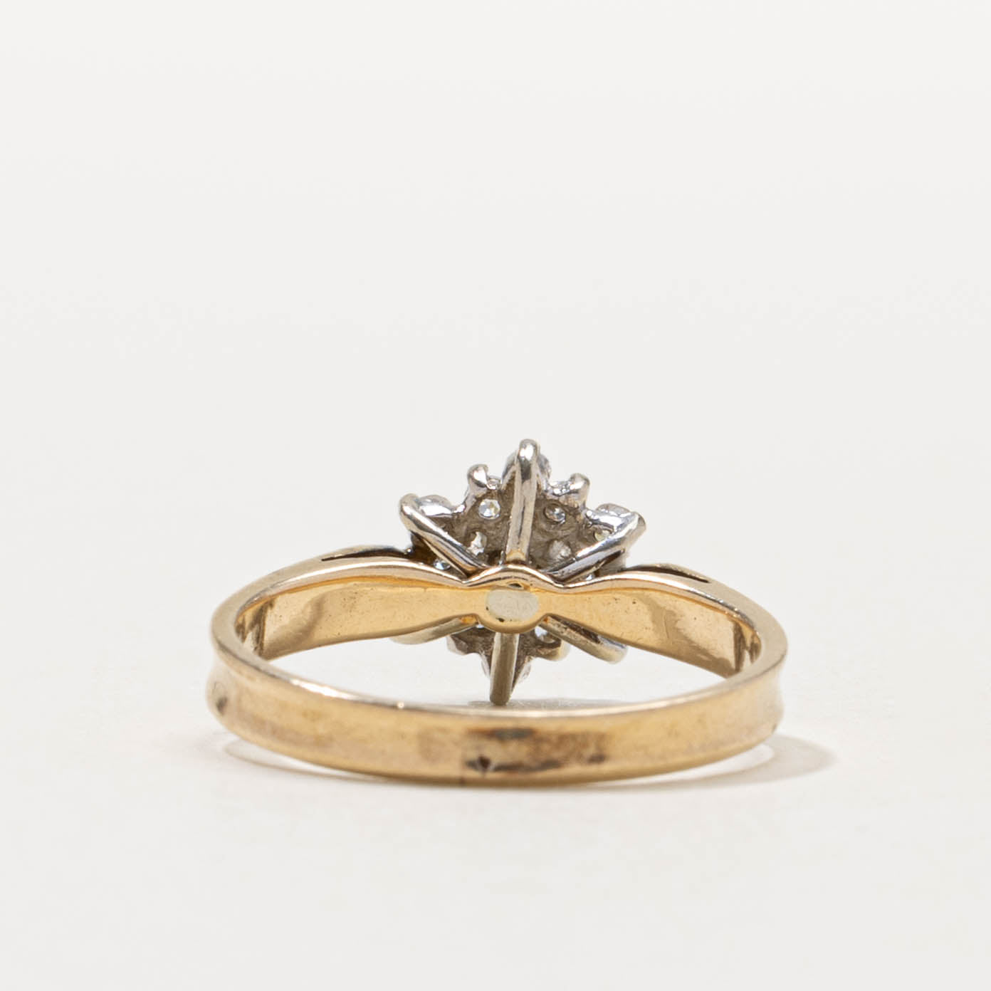 14k Diamond Petal Cluster Ring | SZ 4