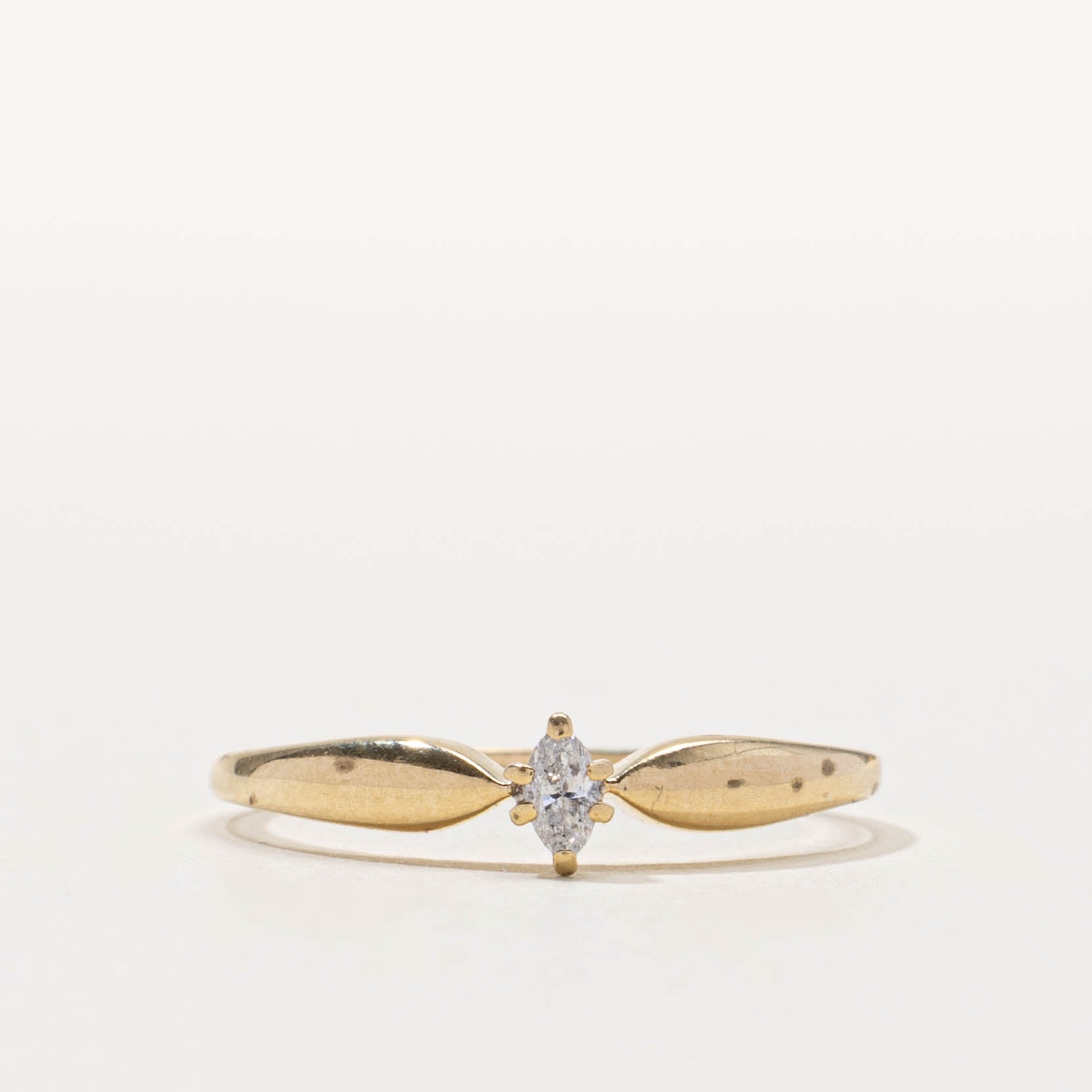 14k Marquise Cut Diamond Reverse Tapered Ring | SZ 8.5