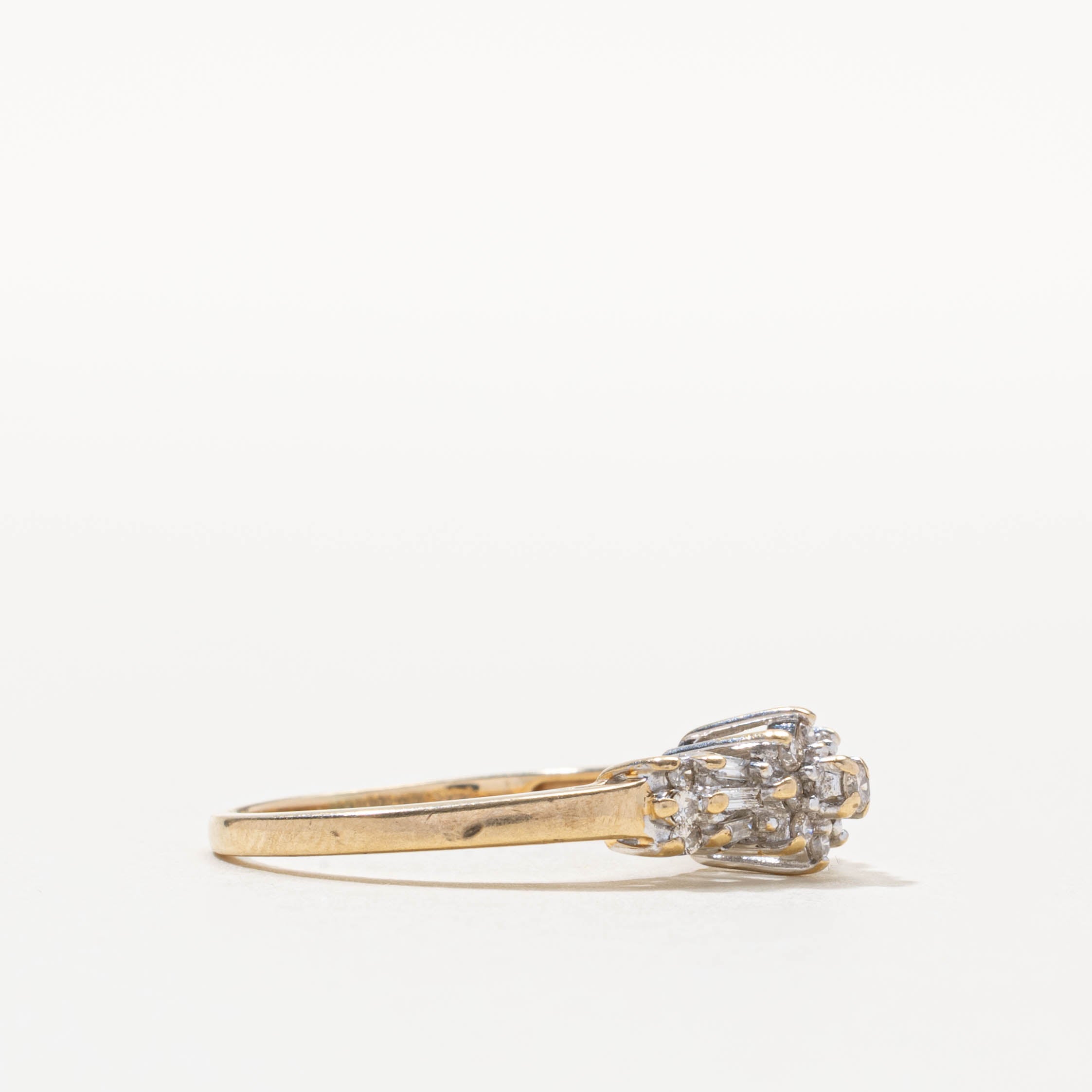 14k Diamond Petal Cluster Ring | SZ 7.75