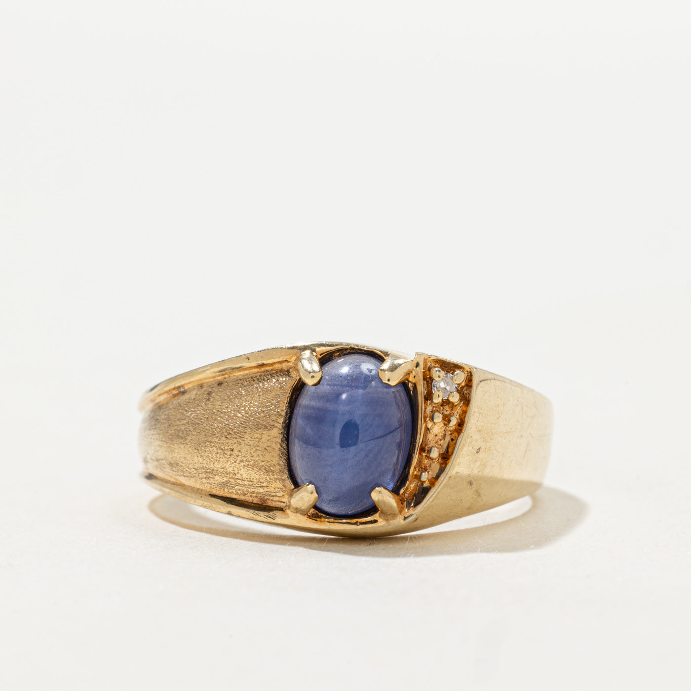 Synthetic Sapphire & Diamond Textured Ring | SZ 9.0