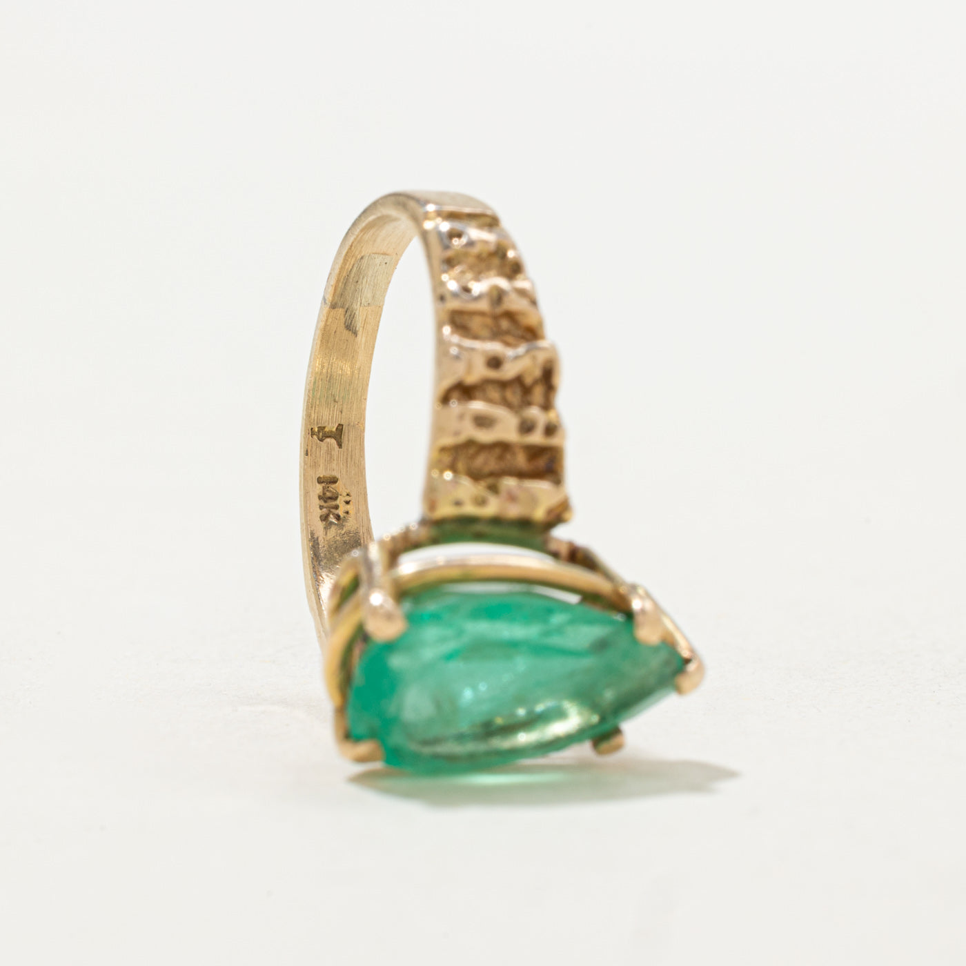 Pear Cut Emerald Textured Ring | 2.20ct | SZ 5.0