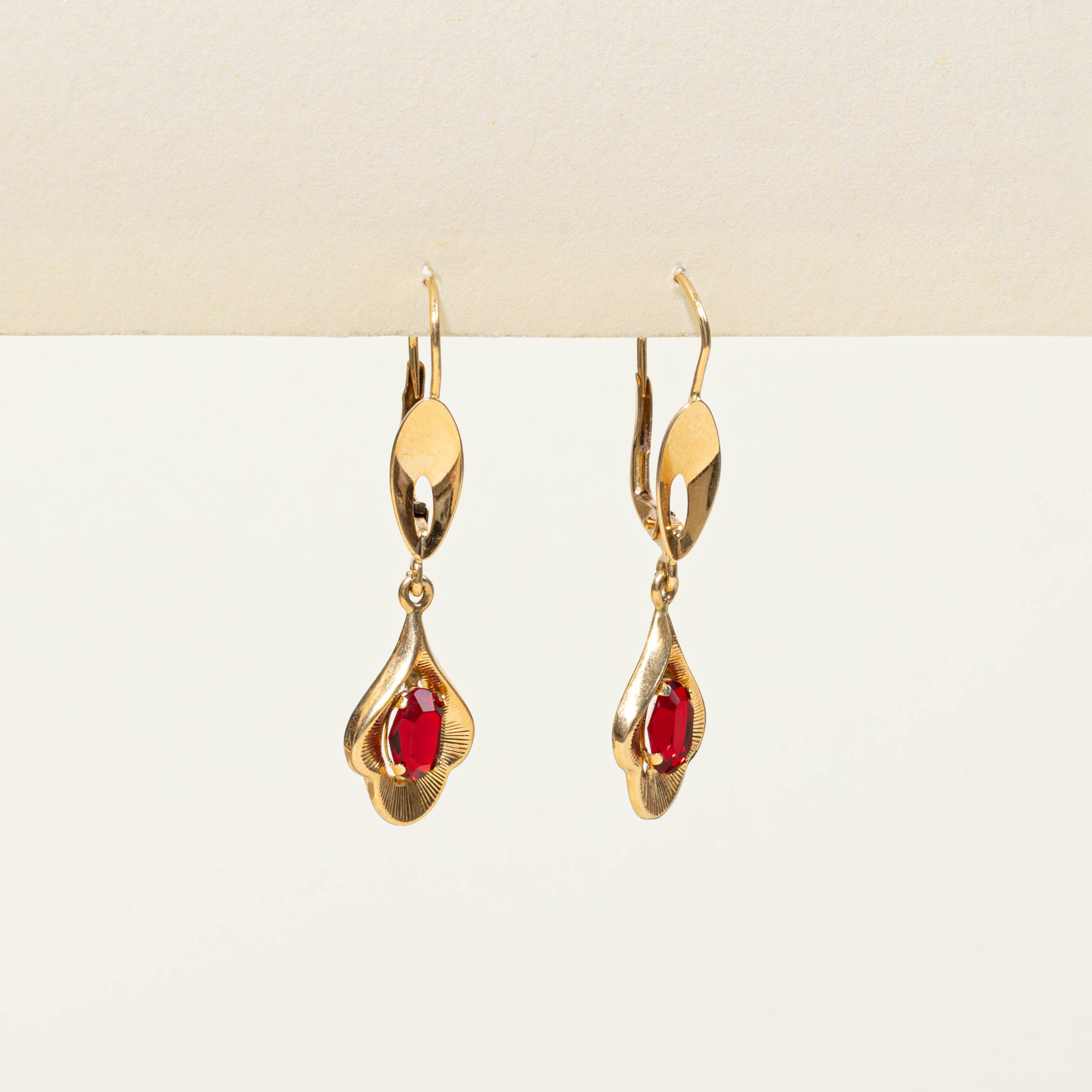 18k Red Glass Floral Drop Earrings | 1.30ctw
