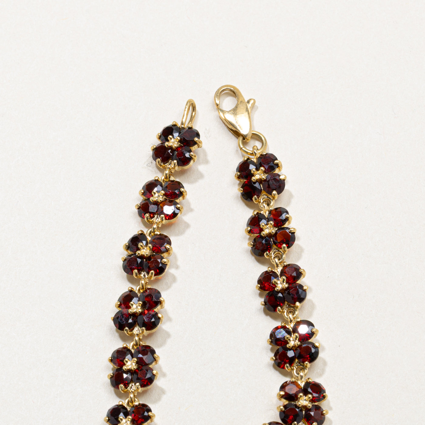 18k Garnet Floral Cluster Bracelet | 12.80ctw