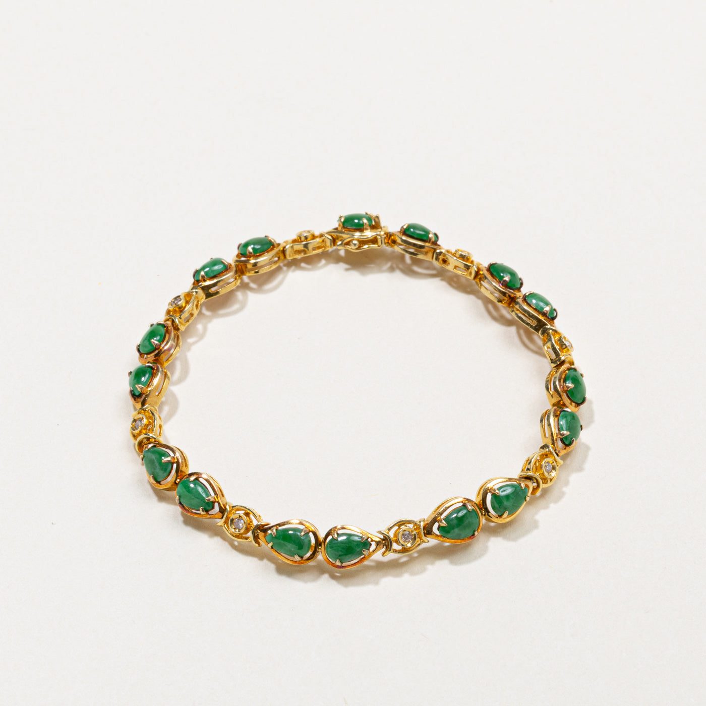 18k Jadeite & Diamond Bracelet | 6.40ctw, 0.08ctw