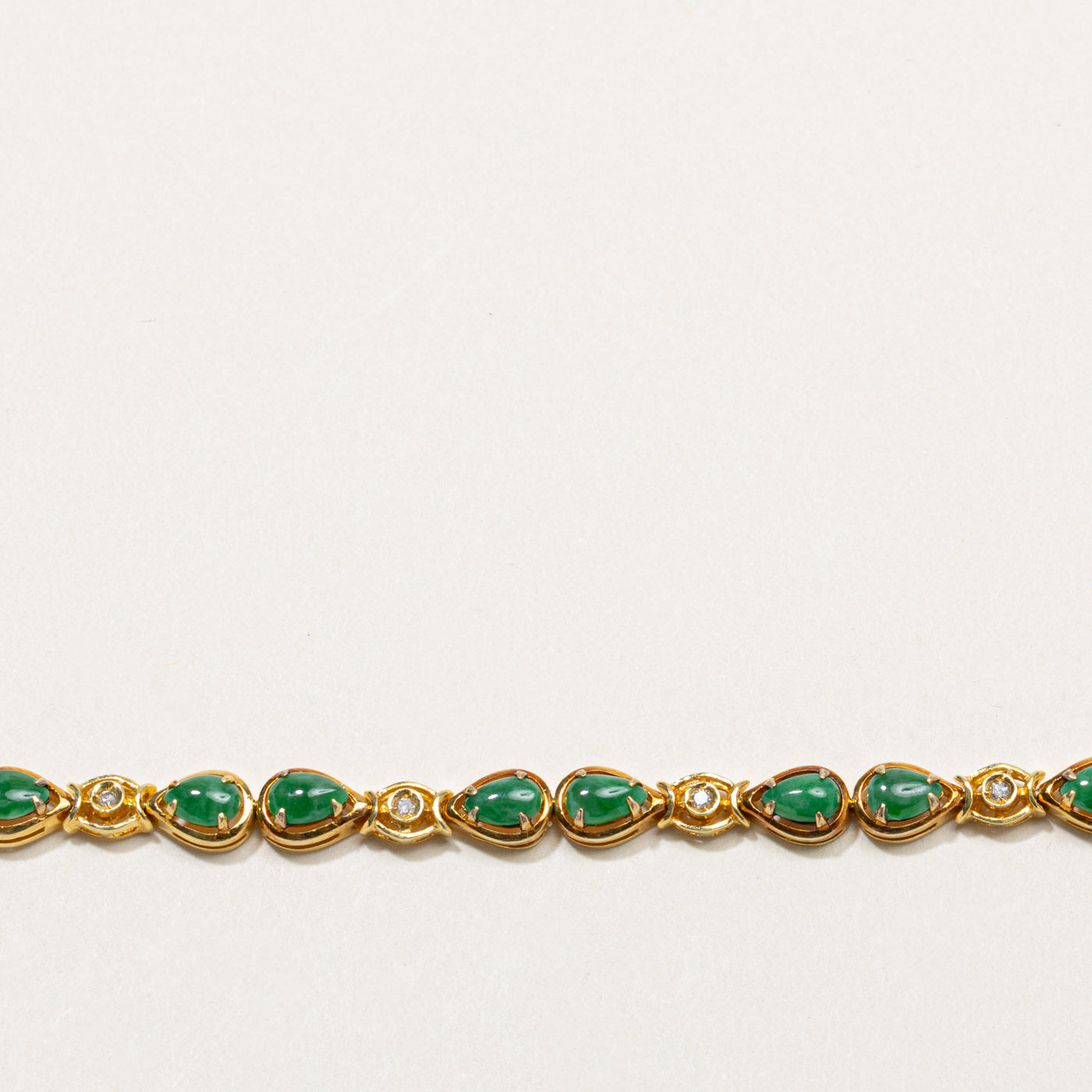 18k Jadeite & Diamond Bracelet | 6.40ctw, 0.08ctw