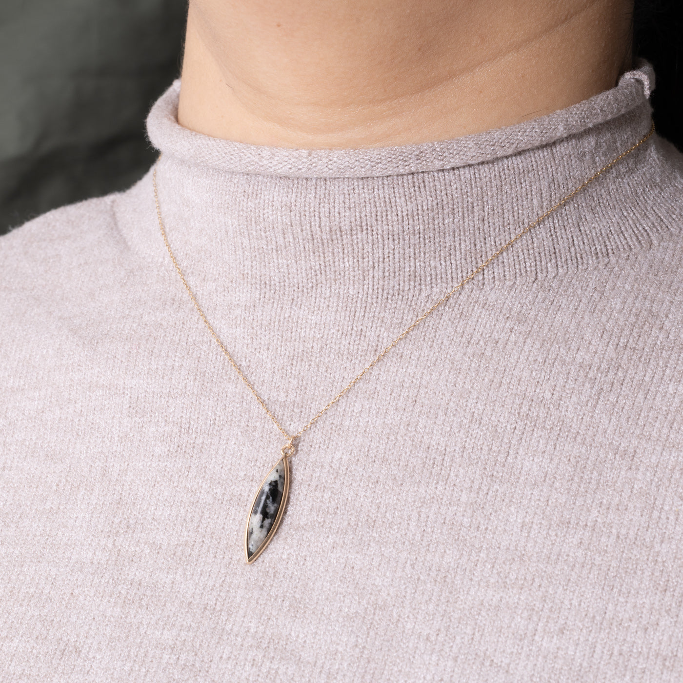 10k Bezel Set Quartz Necklace | 4.95ct | 16"