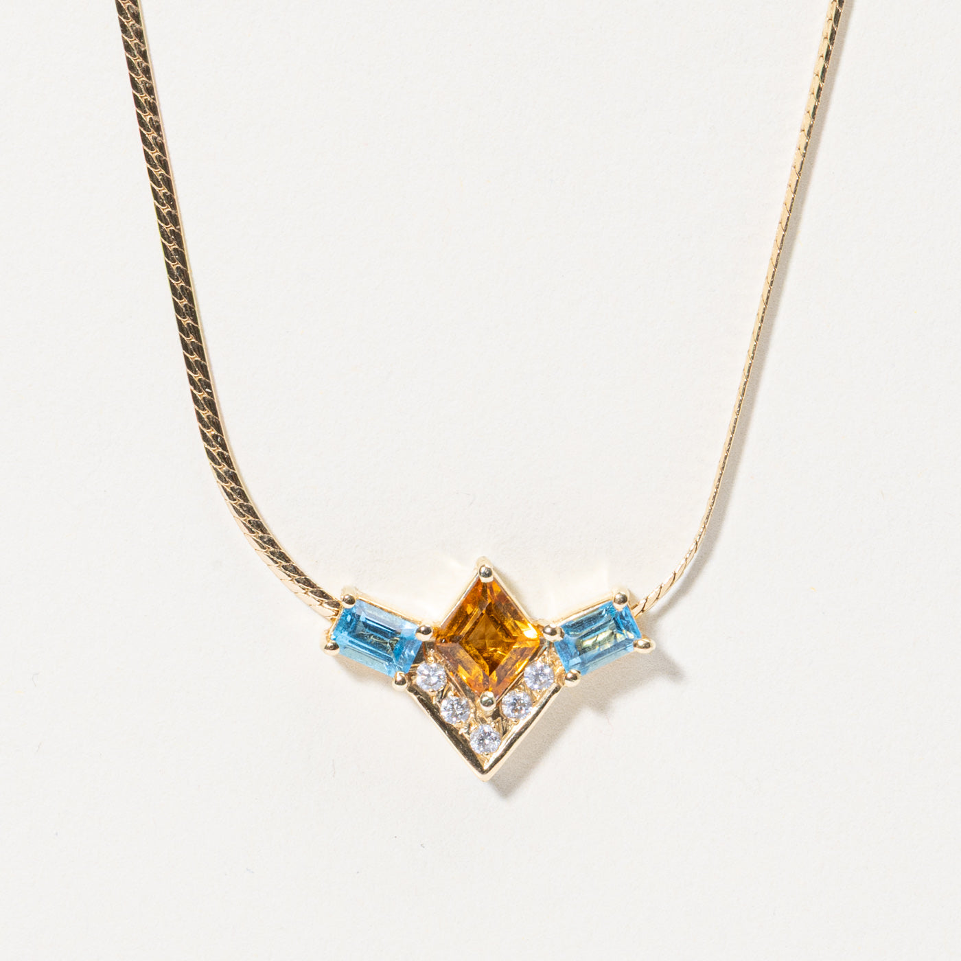 ***ÉVALUATION*** Collier en or 14 carats 6291-81