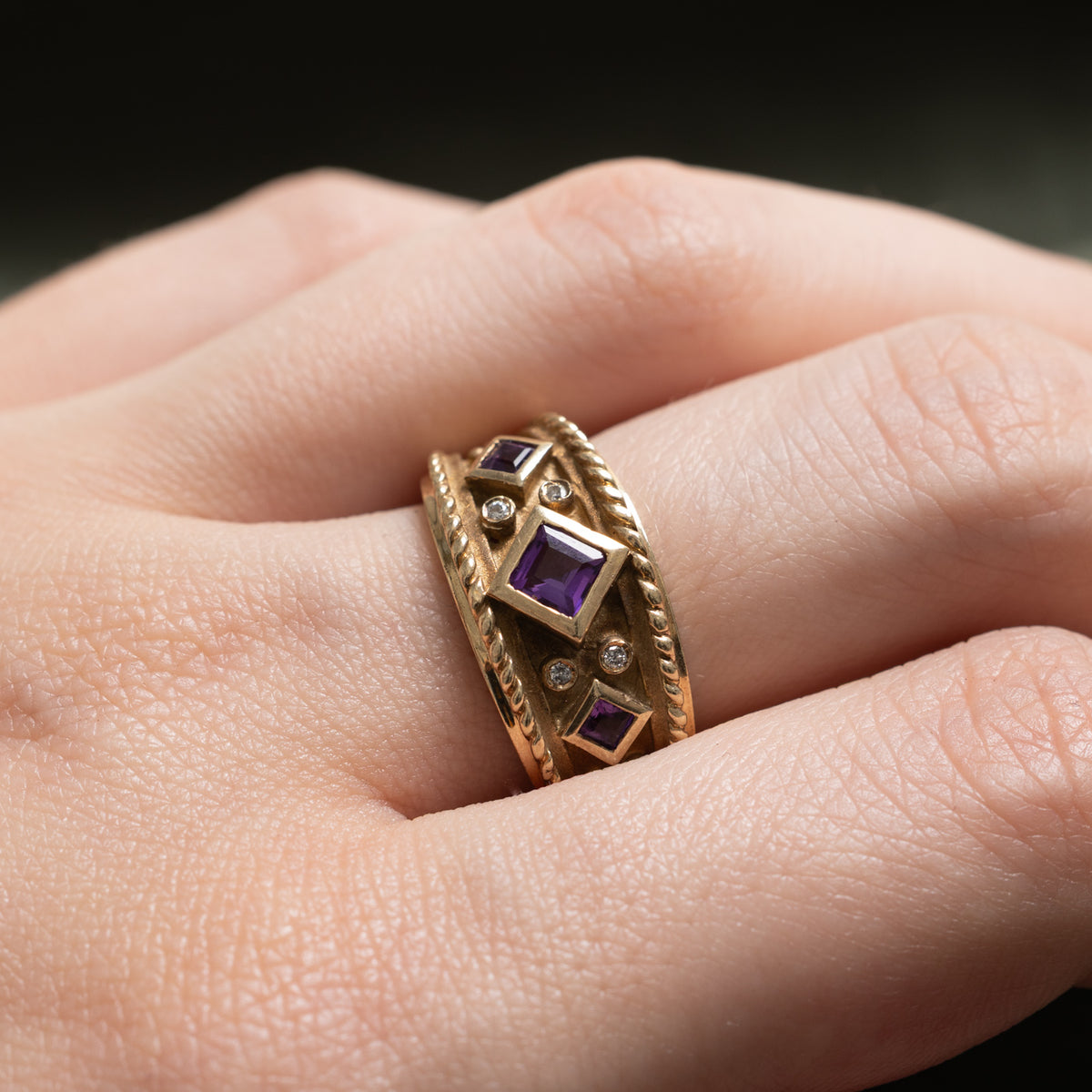 10k Amethyst & Diamond Geometric Tapered Band | 0.34ctw, 0.04ctw | SZ 7
