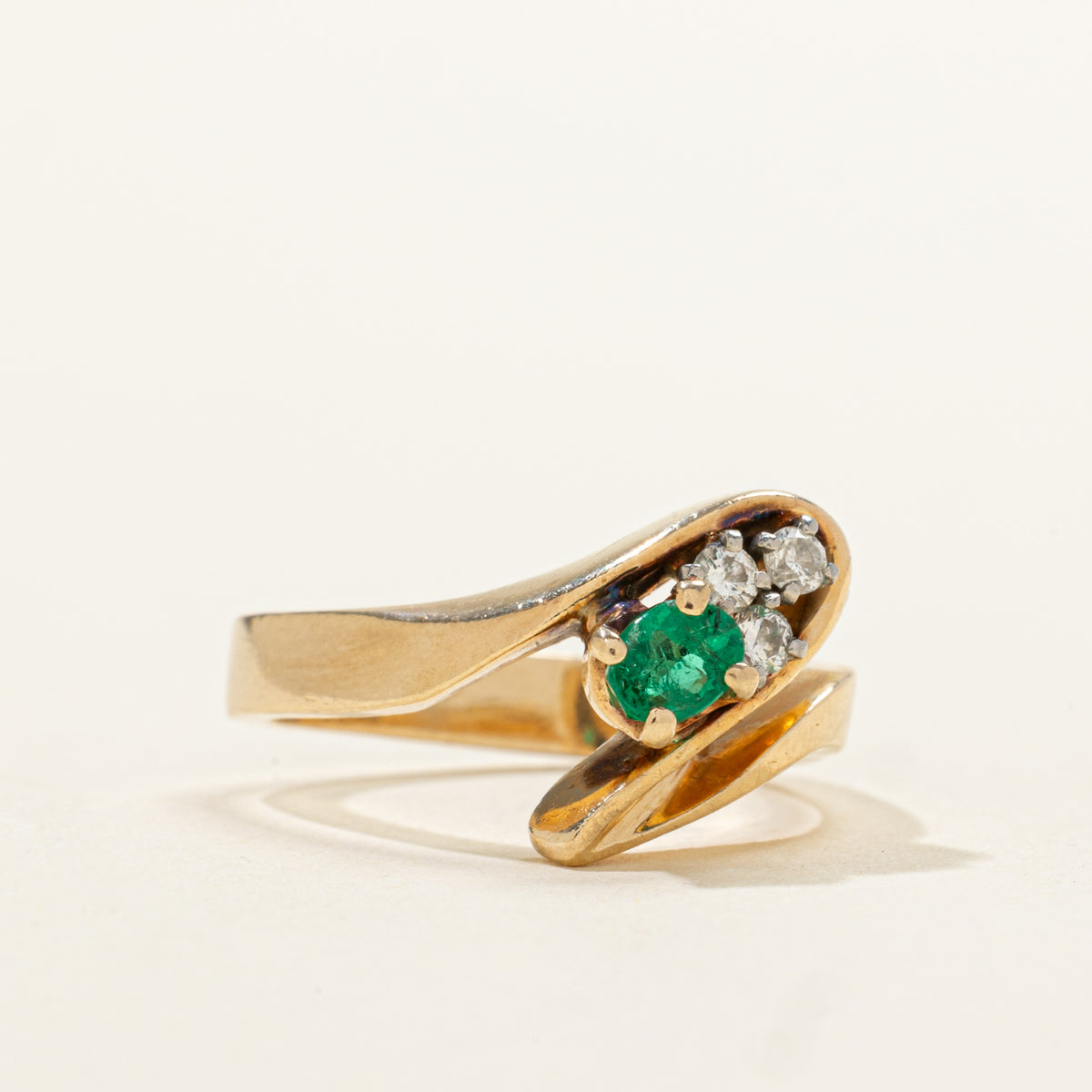 14k Emerald & Diamond Wave Bypass Ring | 0.22ct, 0.09ctw | SZ 4.5