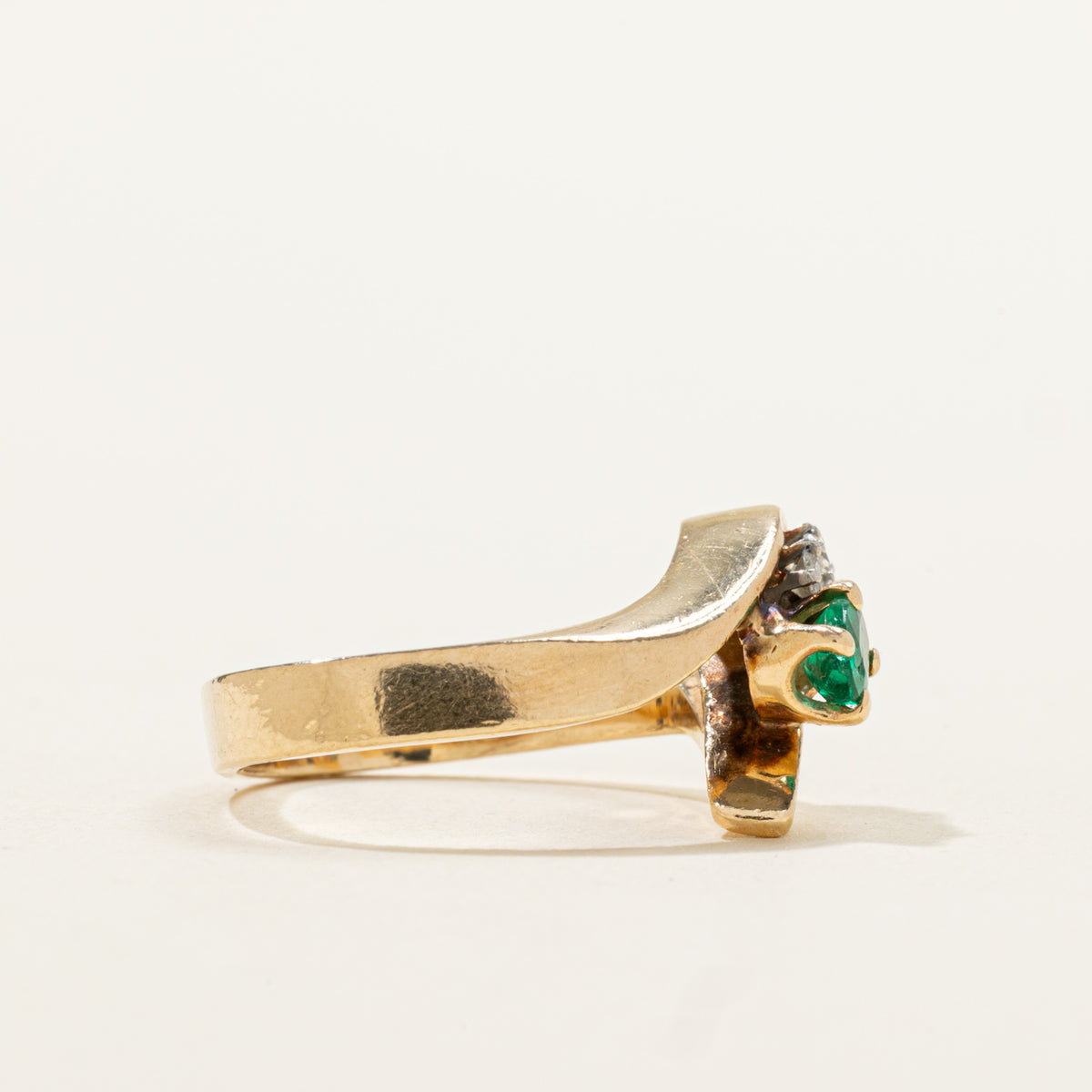 14k Emerald & Diamond Wave Bypass Ring | 0.22ct, 0.09ctw | SZ 4.5