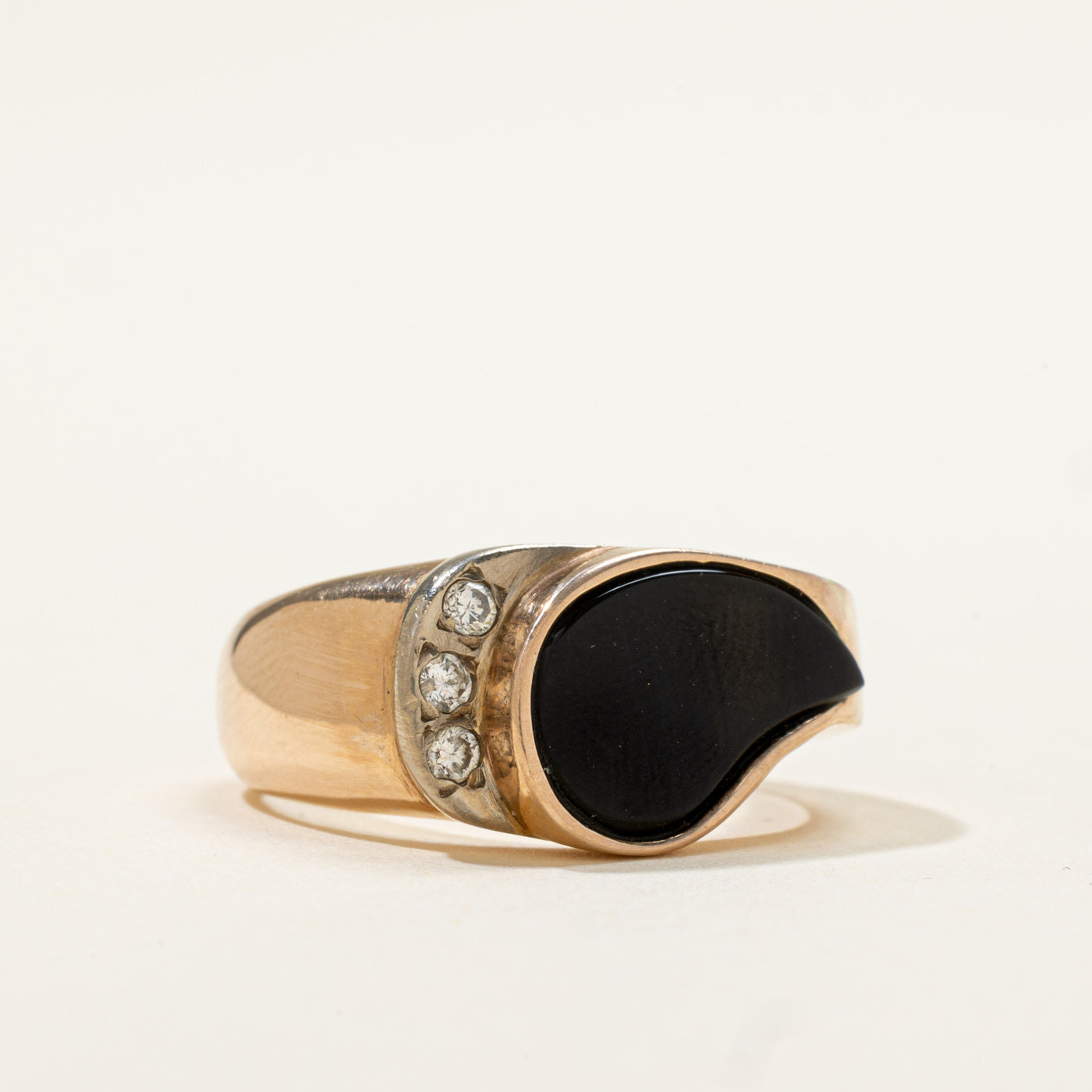 14k Bezel Set Onyx & Diamond Plain Teardrop Ring | 1.50ct, 0.06ctw | SZ 6.5