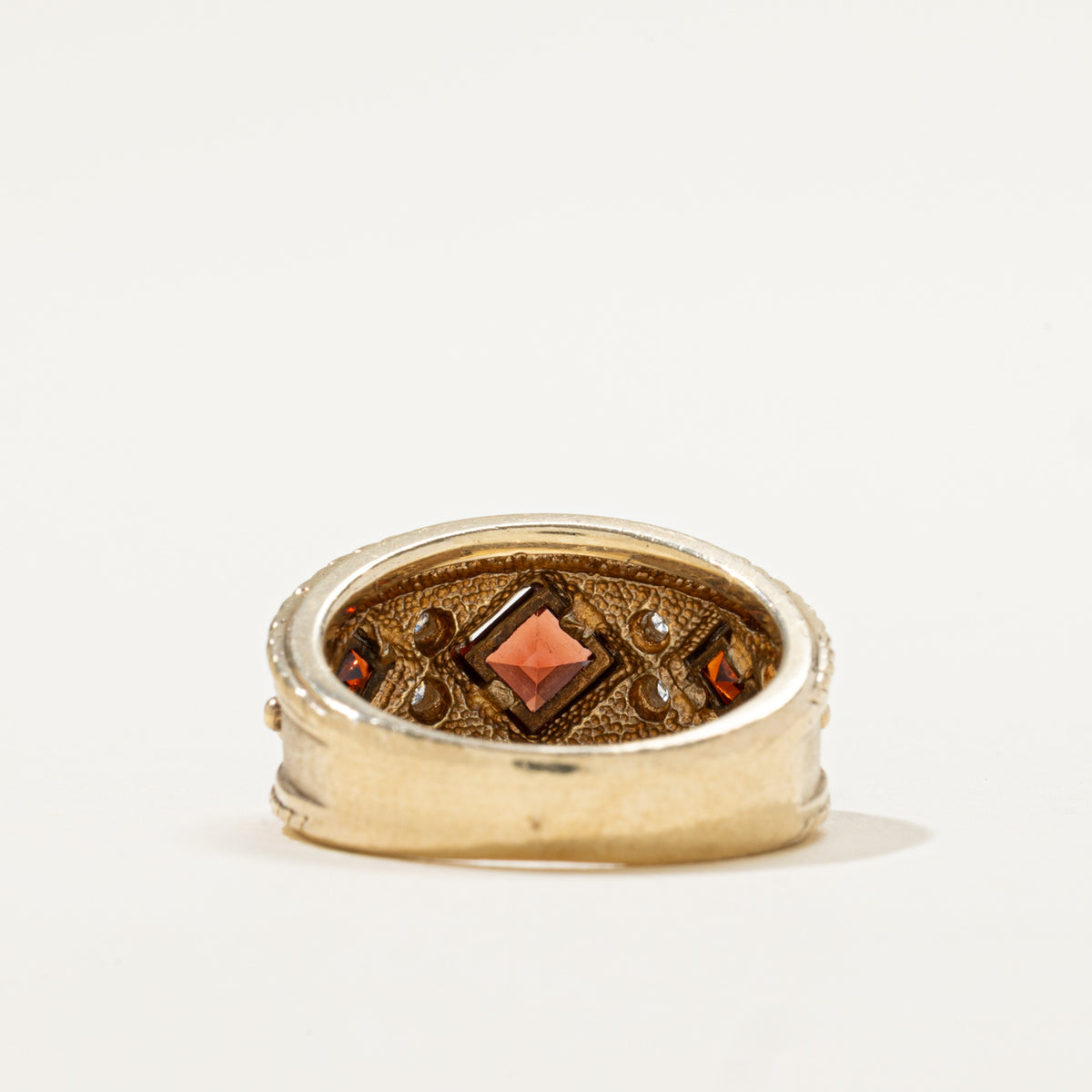 10k Garnet & Diamond Rope Geometric Tapered Band | 0.52ctw, 0.04ctw | SZ 5.75