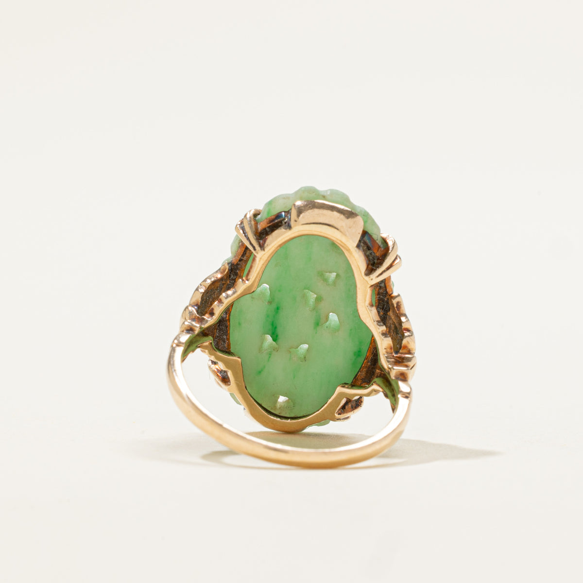 10k Solitaire Jadeite Engraved Floral Cocktail Ring | 7.50ct | SZ 5.75