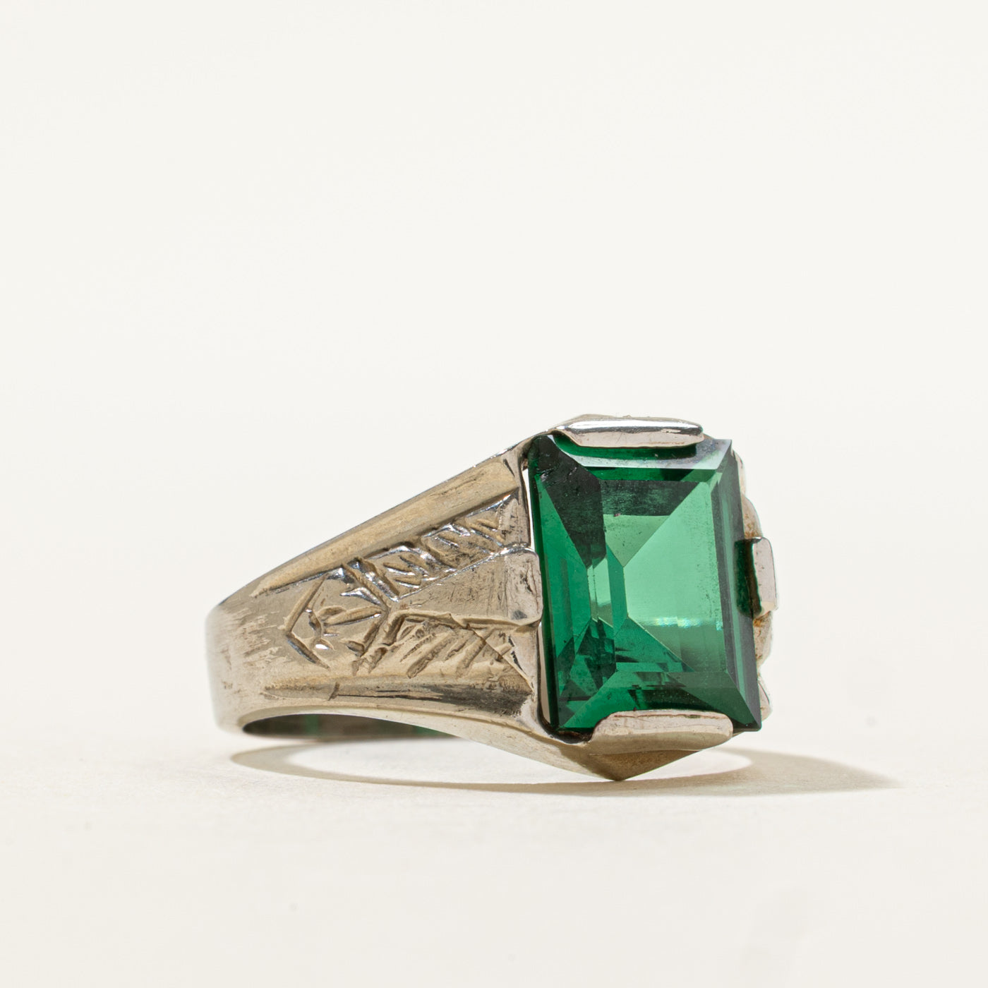 10k Solitaire Spinel Engraved Signet Ring | 3.20ct | SZ 5.5