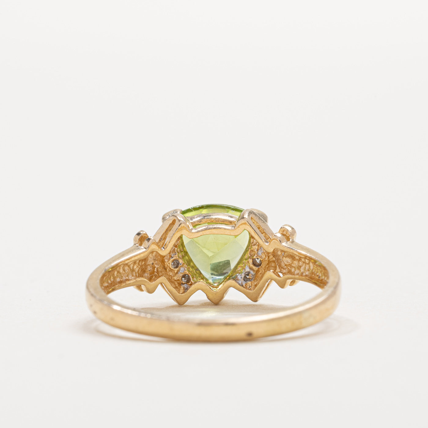 Bague géométrique en or 14 carats avec péridot taille trillion et diamants | Taille 7,5
