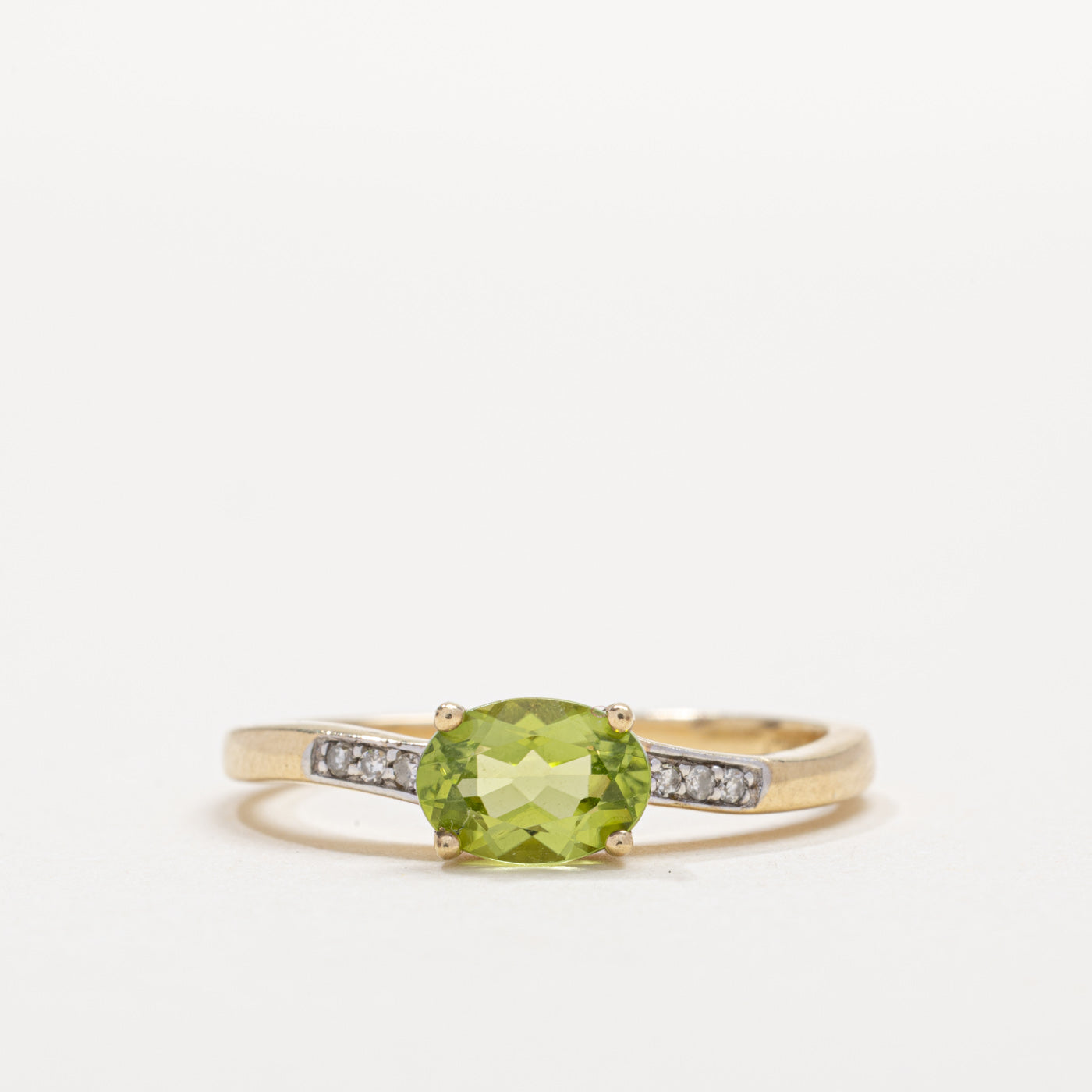 10K East West Oval Cut Peridot & Diamond Wave Ring | SZ 7.75