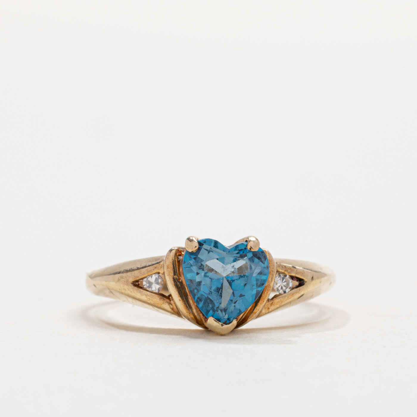 10K Heart Cut Blue Topaz & Diamond Ring | SZ 6.0