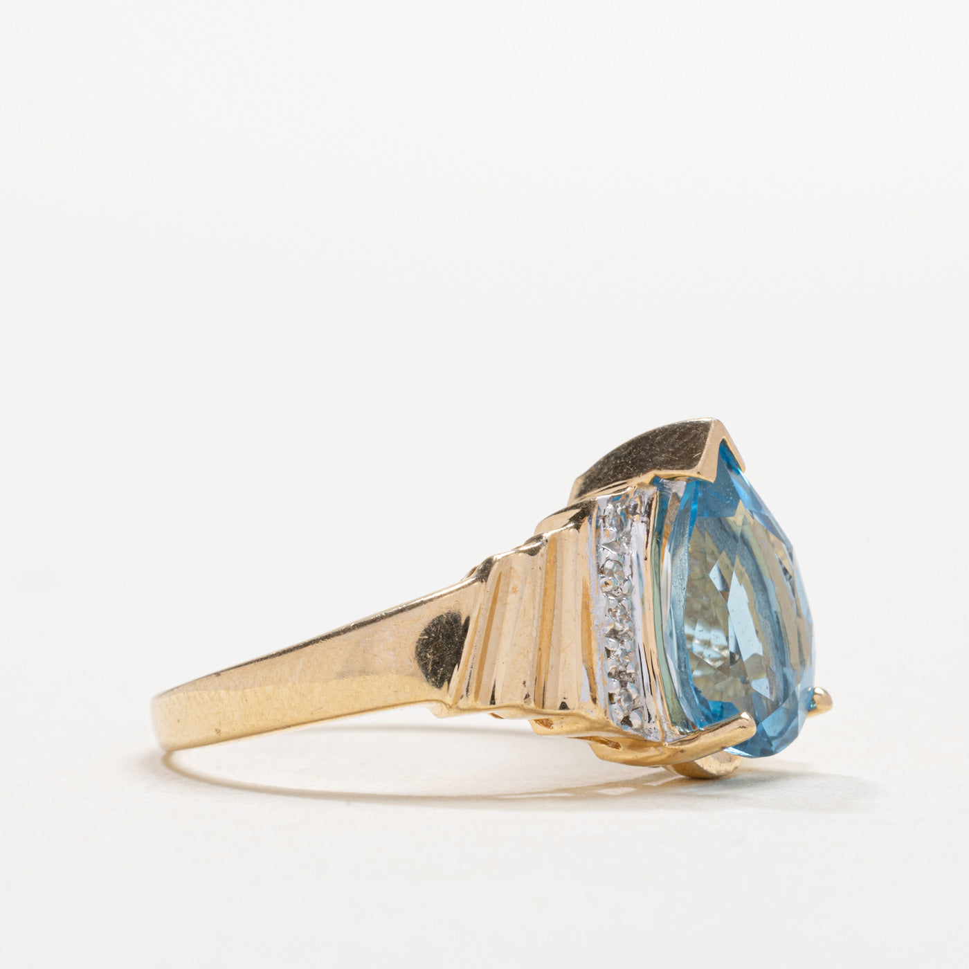 14K Pear Cut Blue Topaz & Diamond Grooved Ring | SZ 7.75