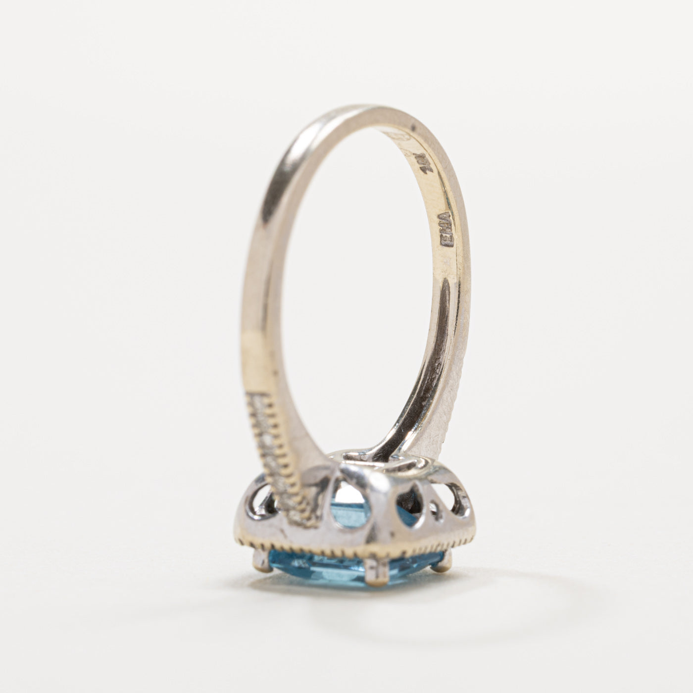 14K Step Cut Blue Topaz & Diamond Halo Ring | SZ 6.5