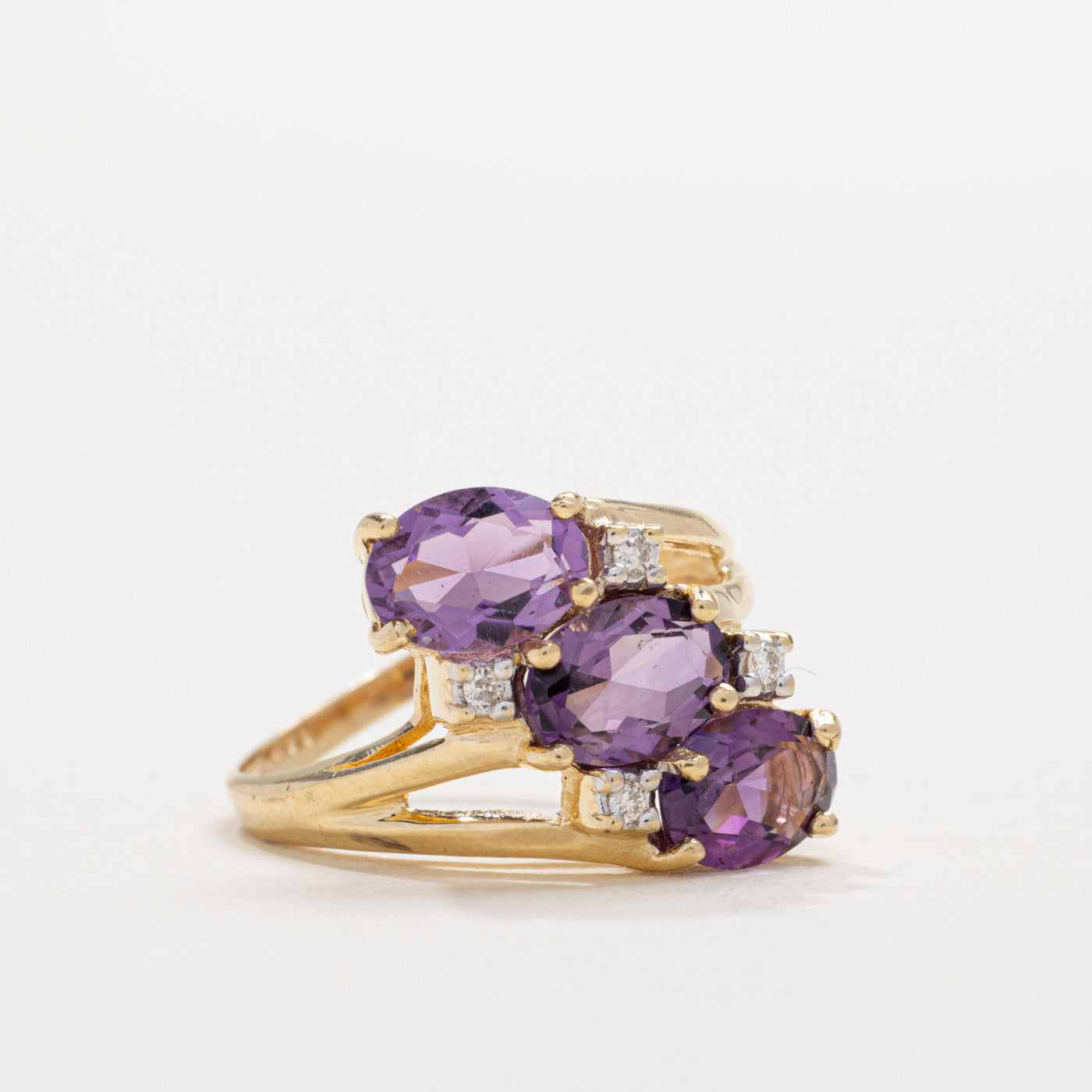 14K Three Stone East West Amethyst & Diamond Ring | SZ 5.5