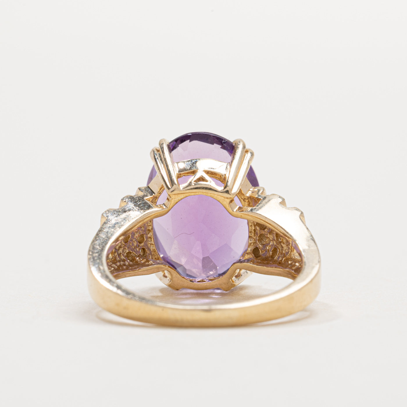 10K Oval Cut Amethyst & Diamond Accented Cocktail Ring | SZ 5.0