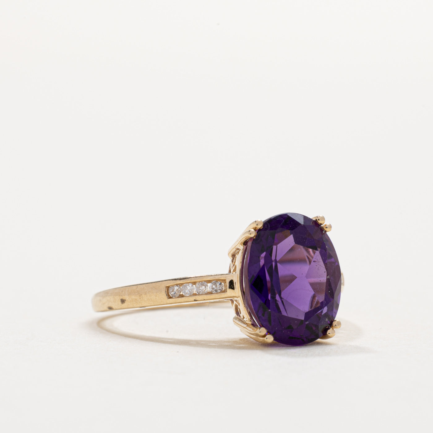 10K Oval Cut Amethyst & Diamond Accented Ring | SZ 6.25