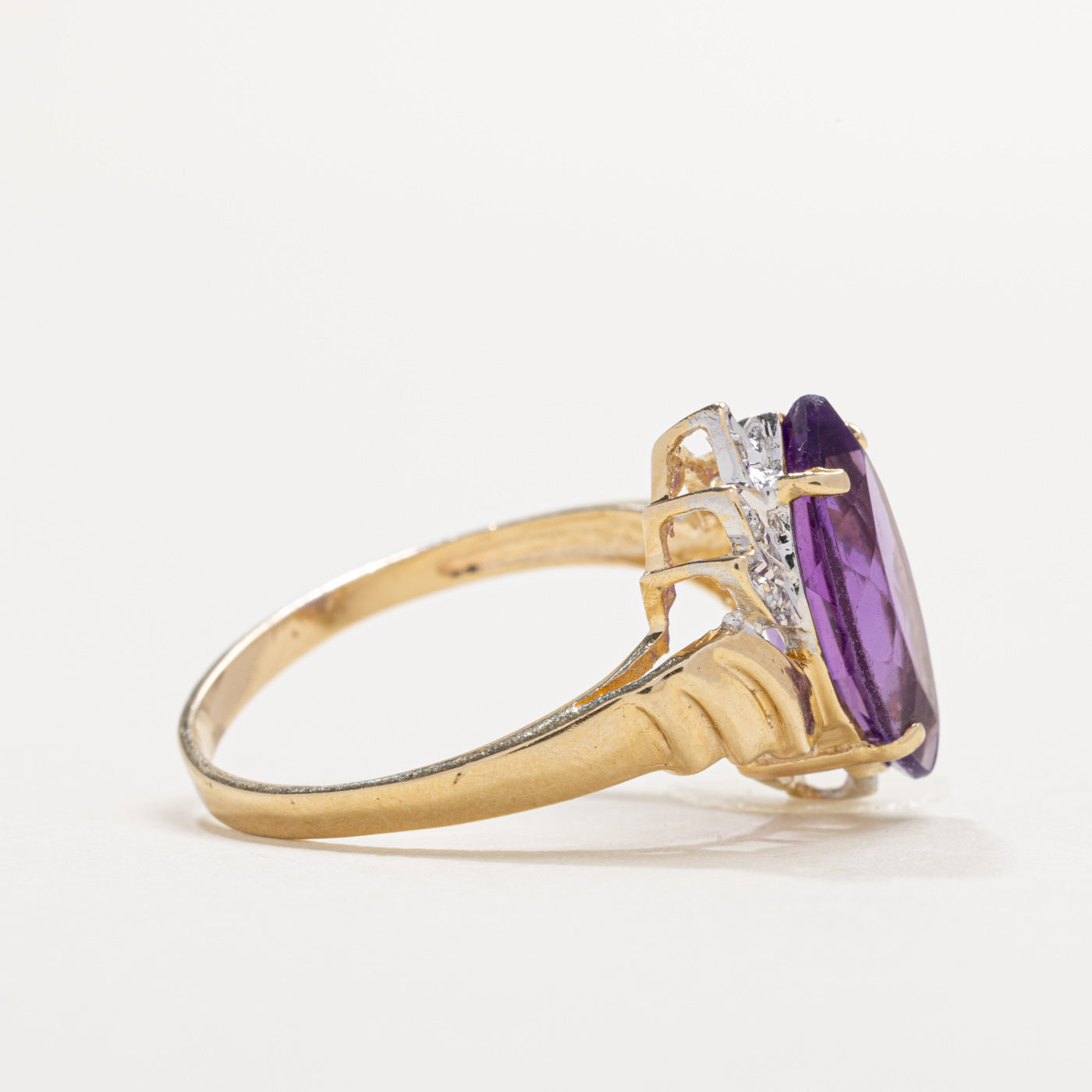 10K Marquise Cut Amethyst & Diamond Grooved Ring | SZ 8.5