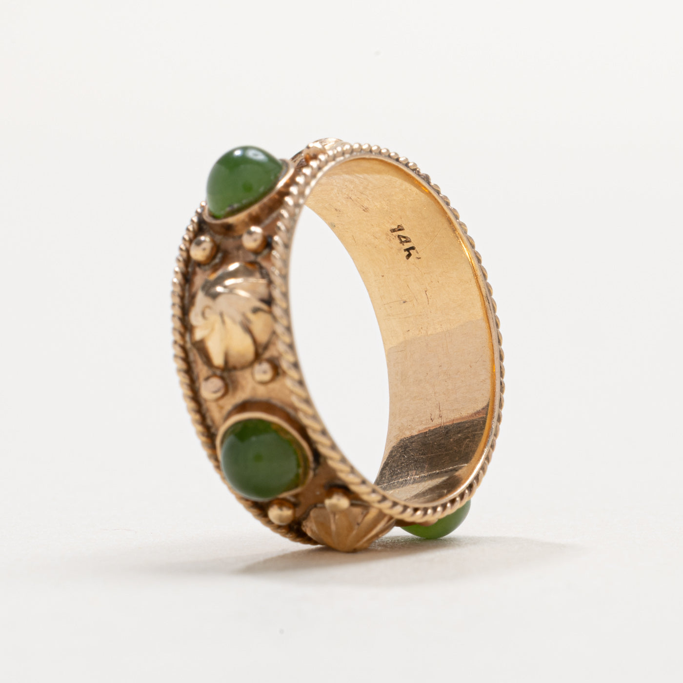 14K Nephrite Jade Shell Design Band | 6.85mm | SZ 6.0