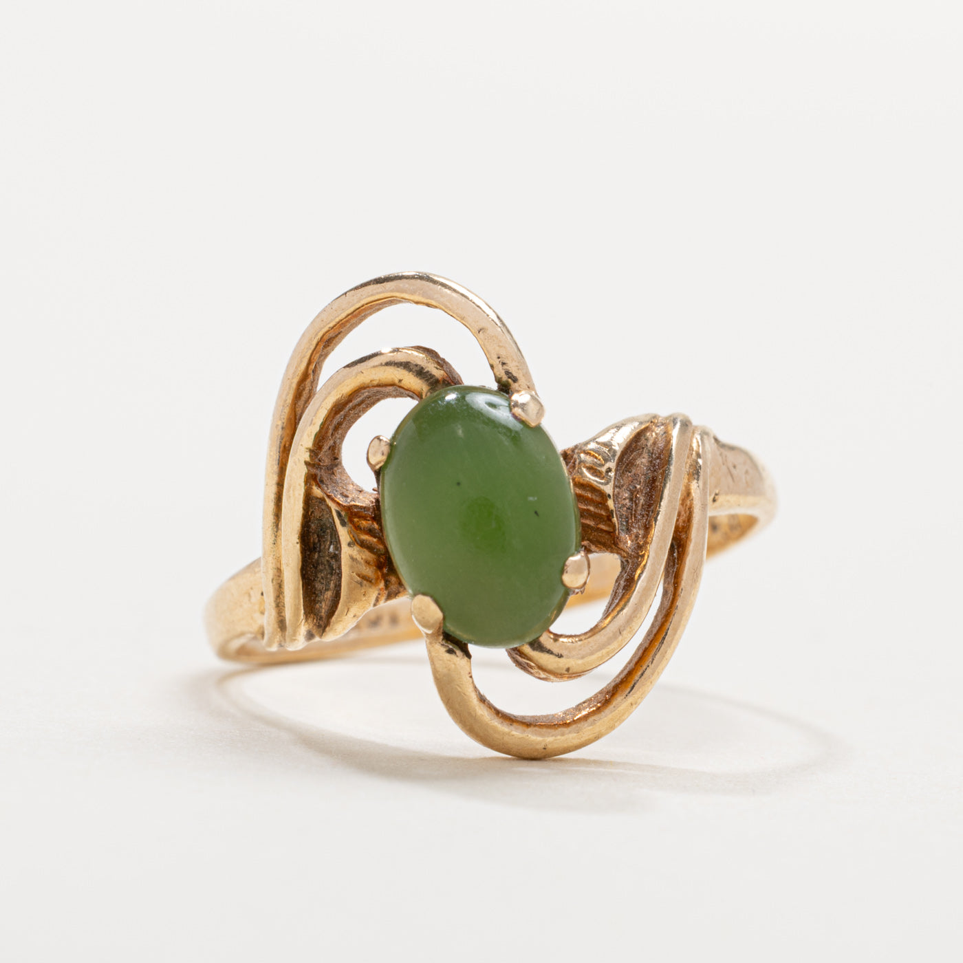 10K Solitaire Nephrite Jade Wave Abstract Ring | SZ 5.75